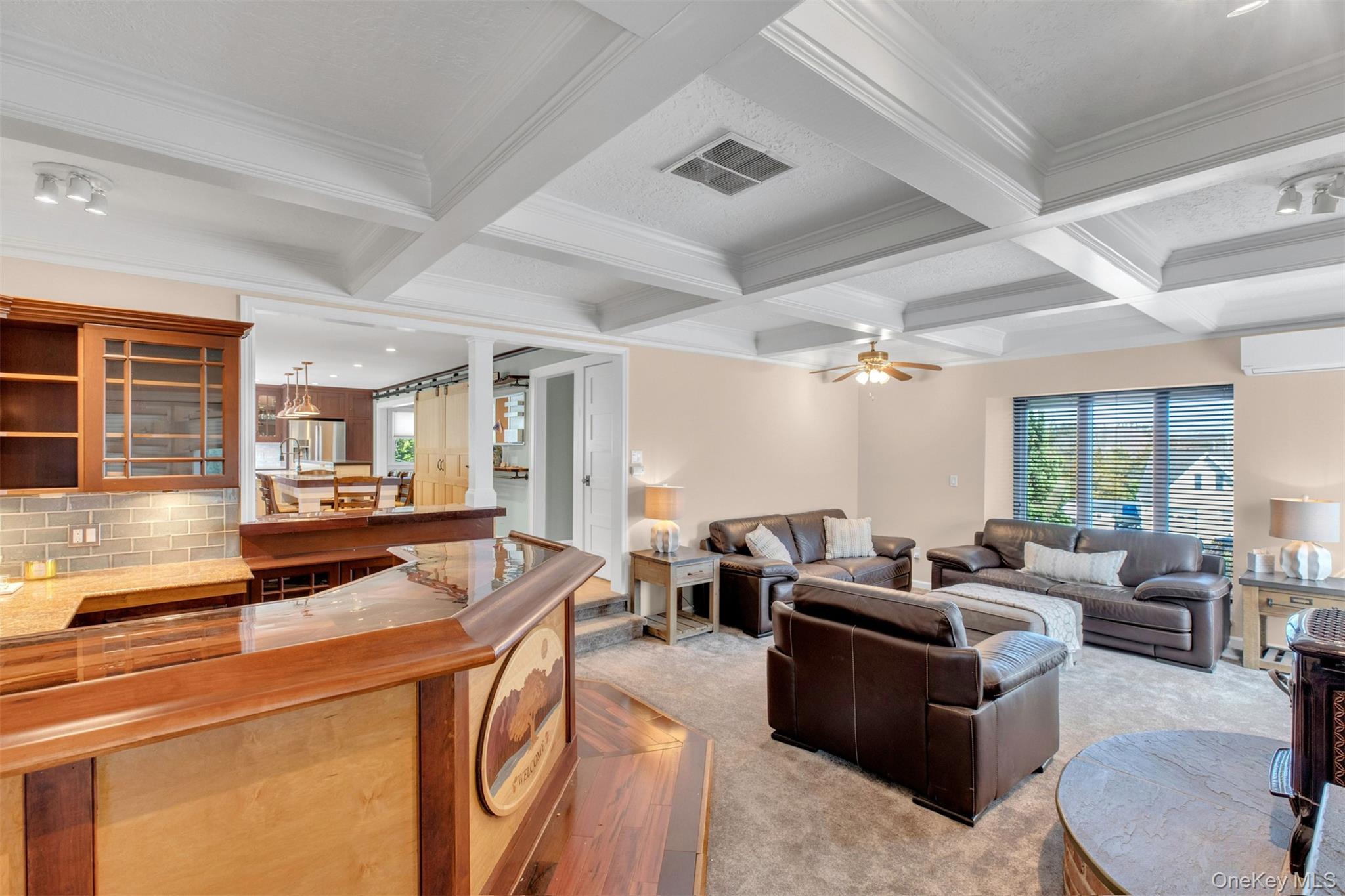 345 Colonial Road – For Rent photo 23