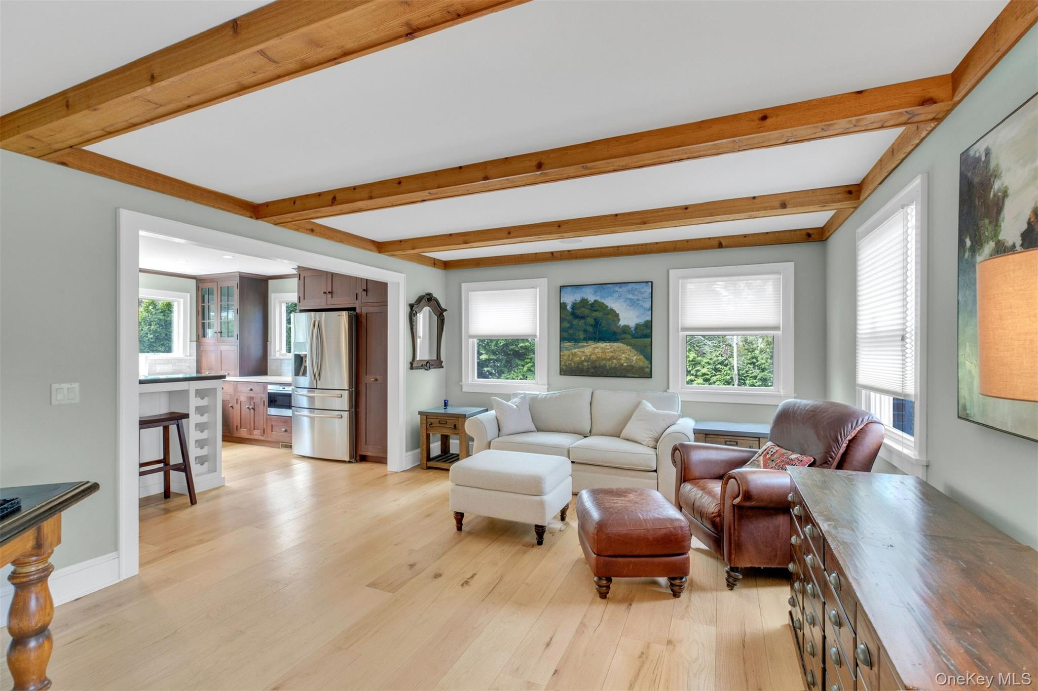 345 Colonial Road – For Rent photo 8