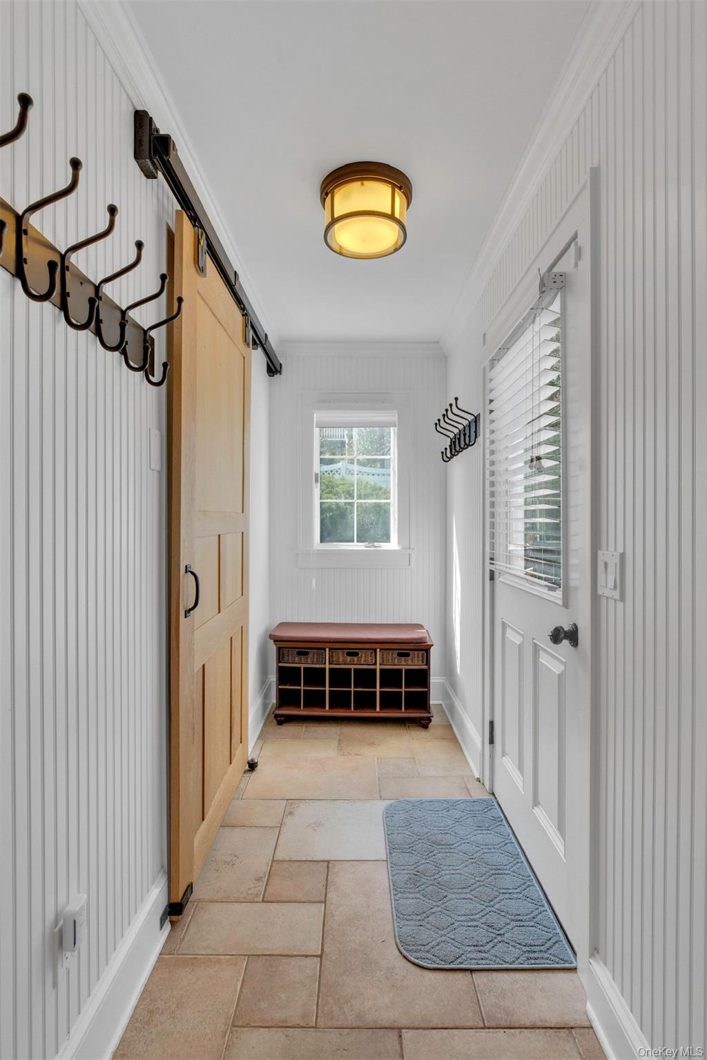 345 Colonial Road – For Rent photo 29