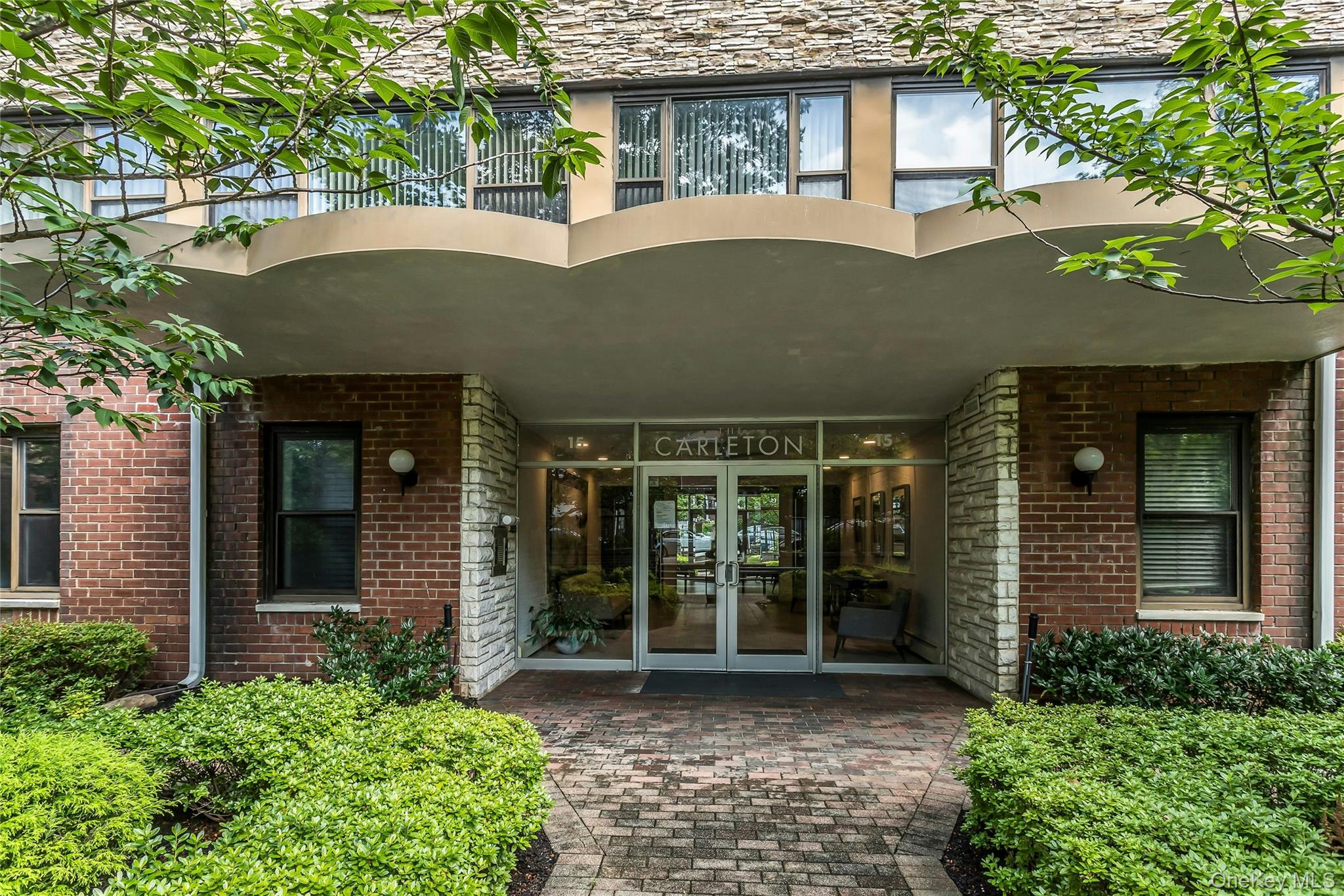 15 Hill Park Ave Avenue, Unit 1C