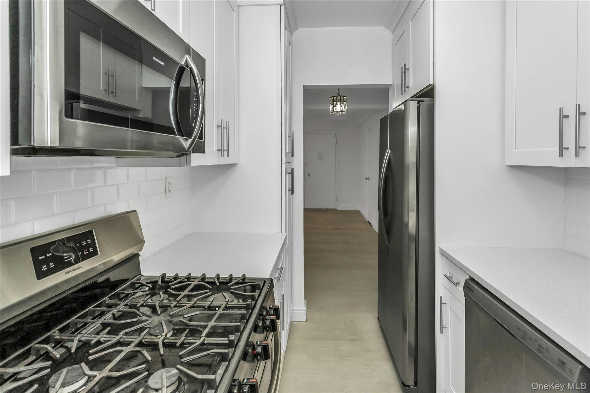 15 Hill Park Ave Avenue, Unit 1C photo 12
