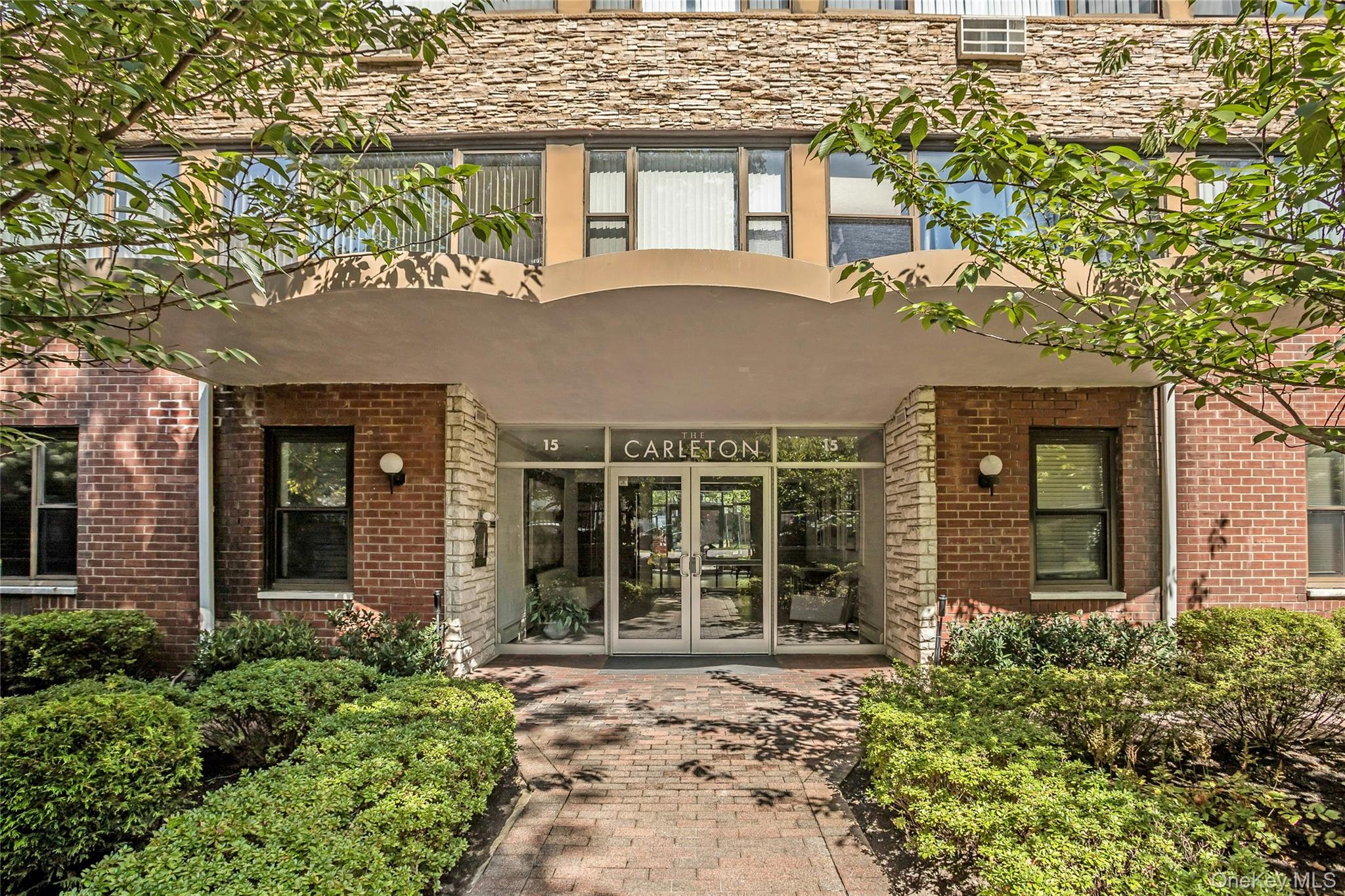15 Hill Park Ave Avenue, Unit 1C photo 2
