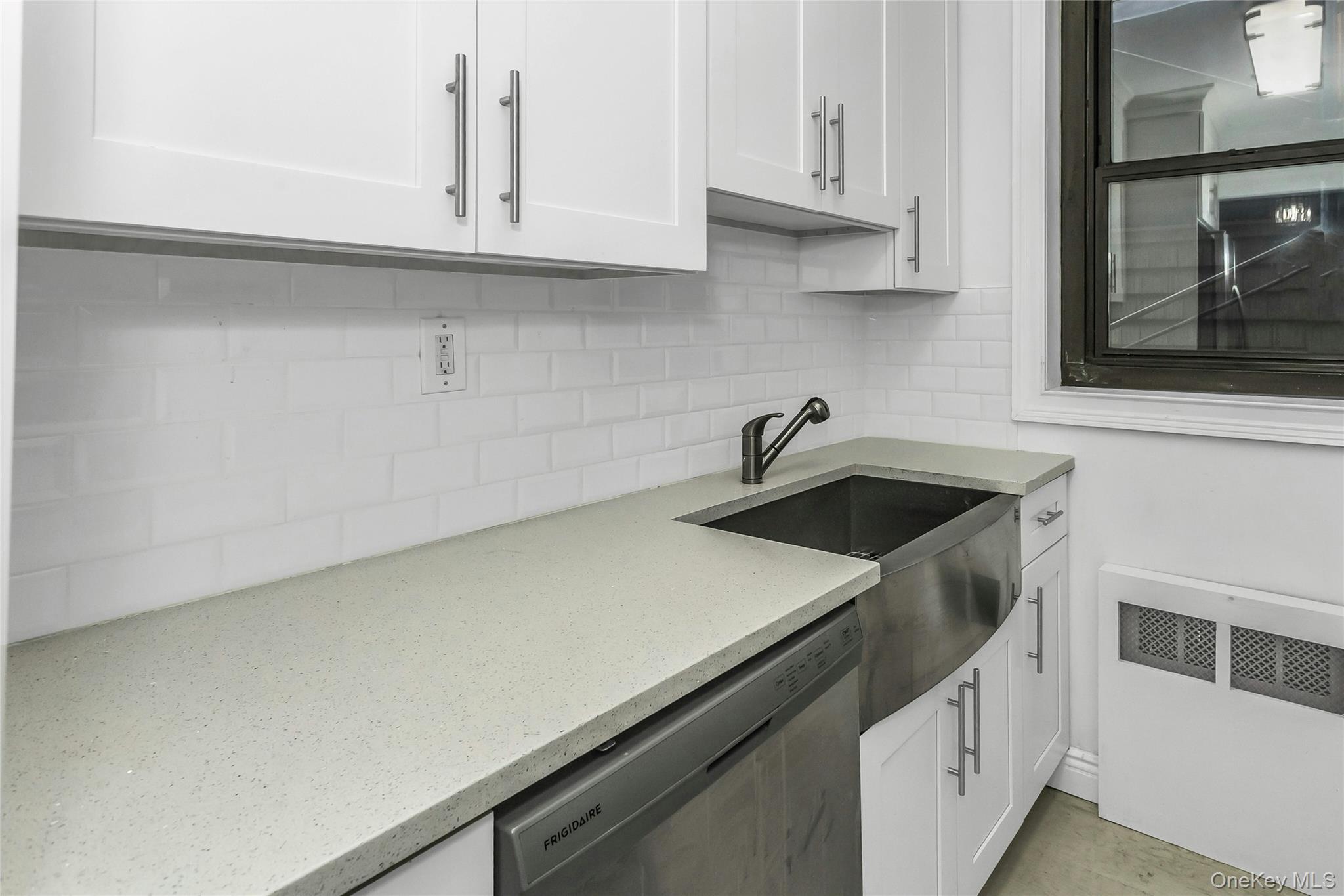15 Hill Park Ave Avenue, Unit 1C photo 13