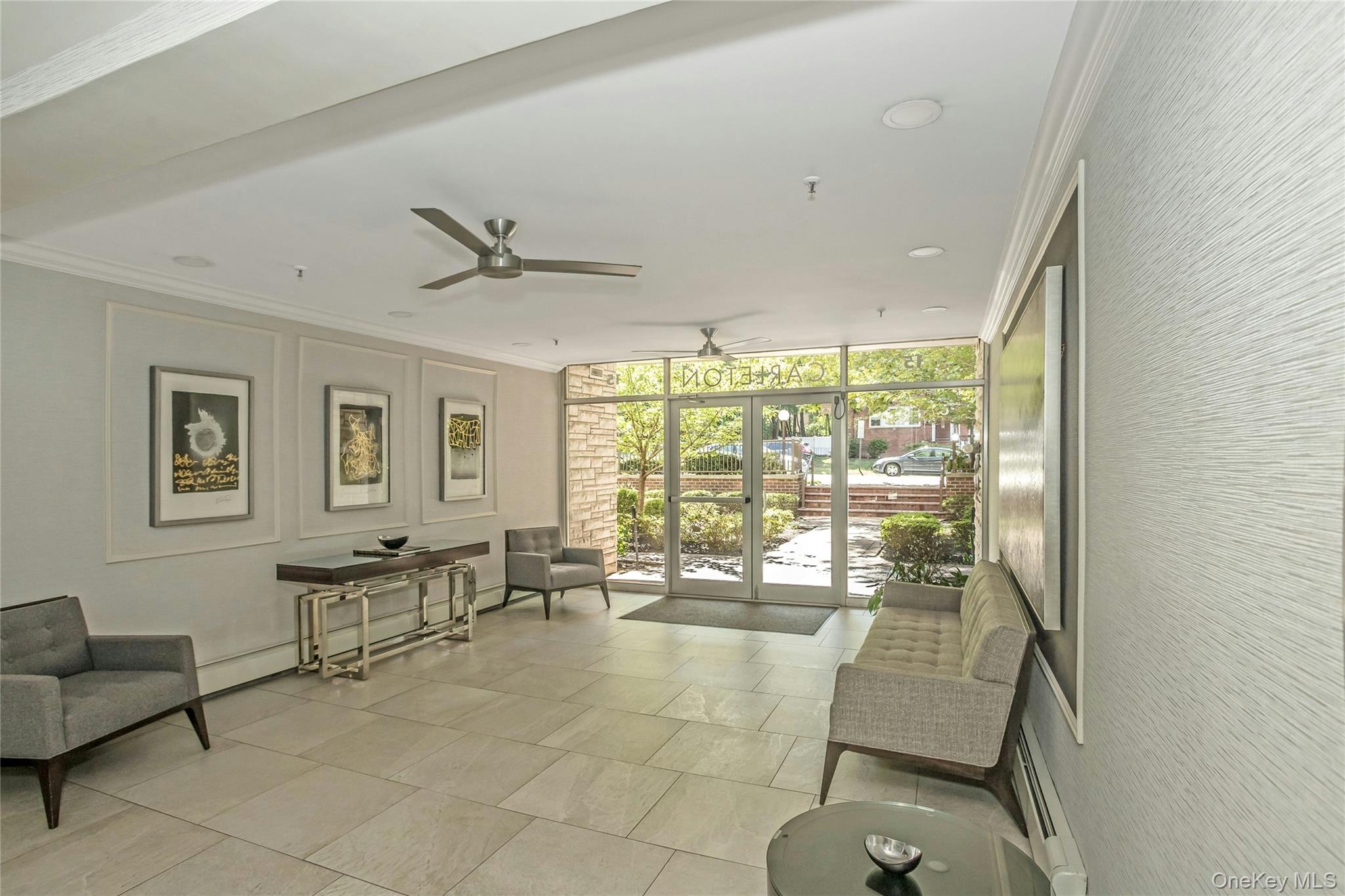 15 Hill Park Ave Avenue, Unit 1C photo 4
