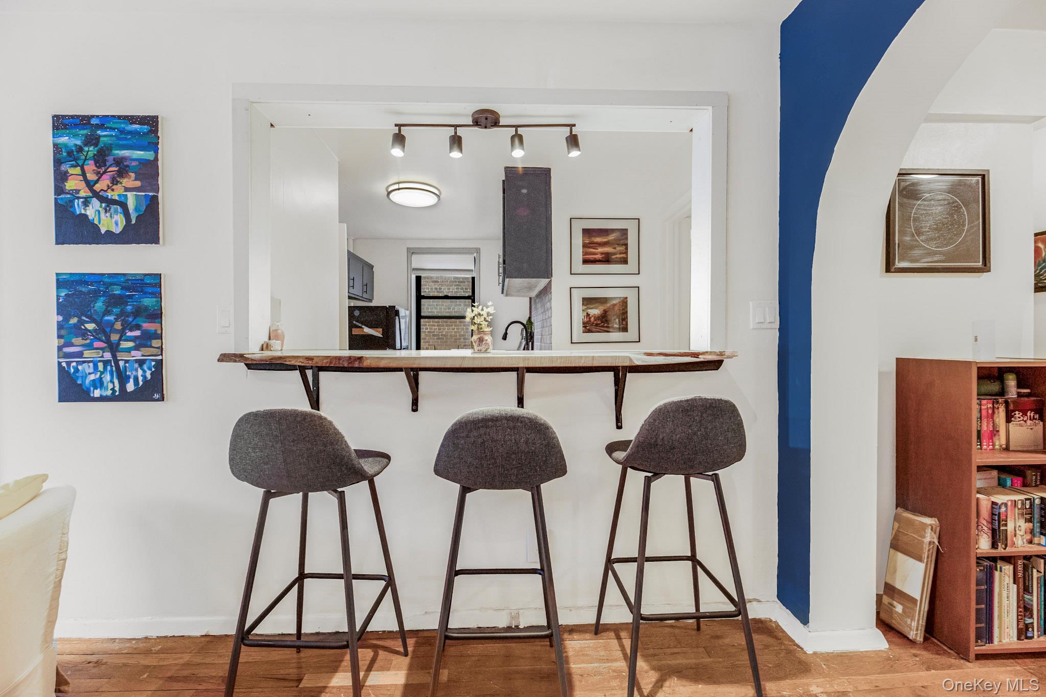 2860 Bailey Avenue, Unit 5D photo 3