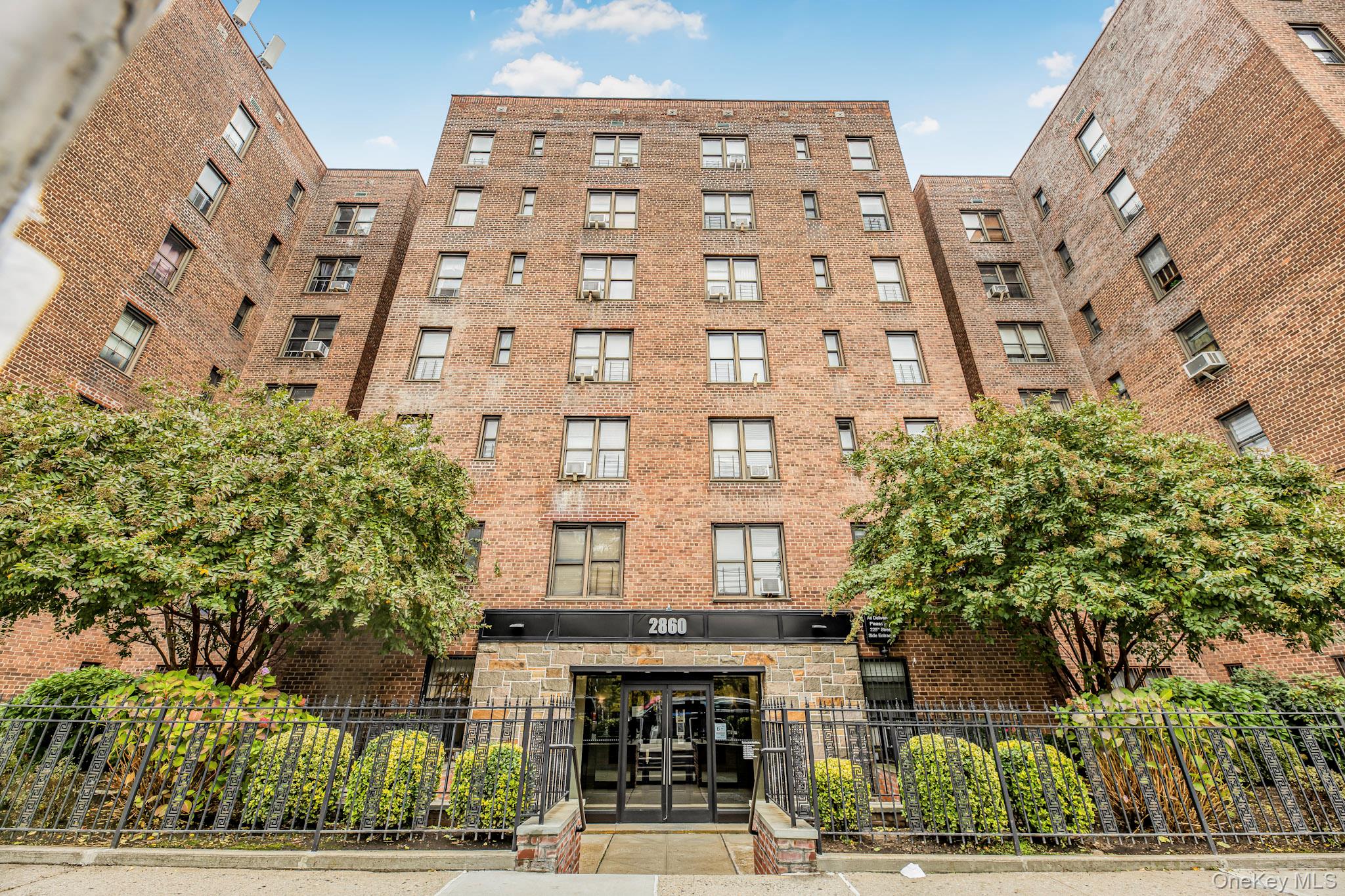 2860 Bailey Avenue, Unit 5D photo 18