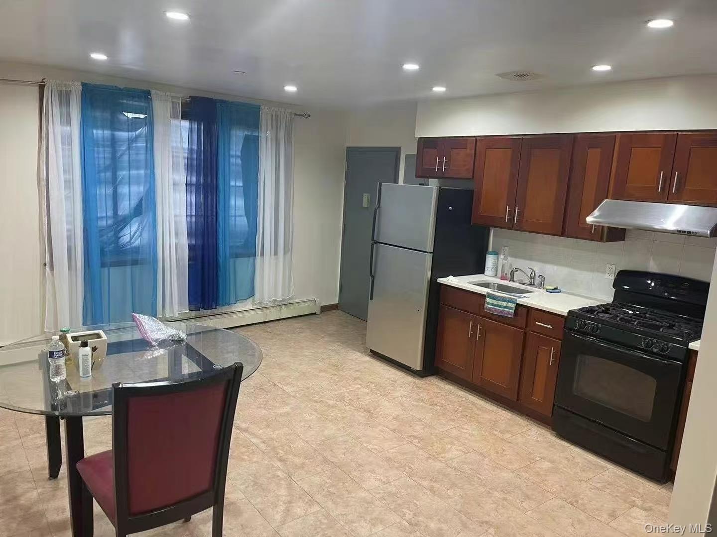 109-15 Westside Avenue, Unit 1A