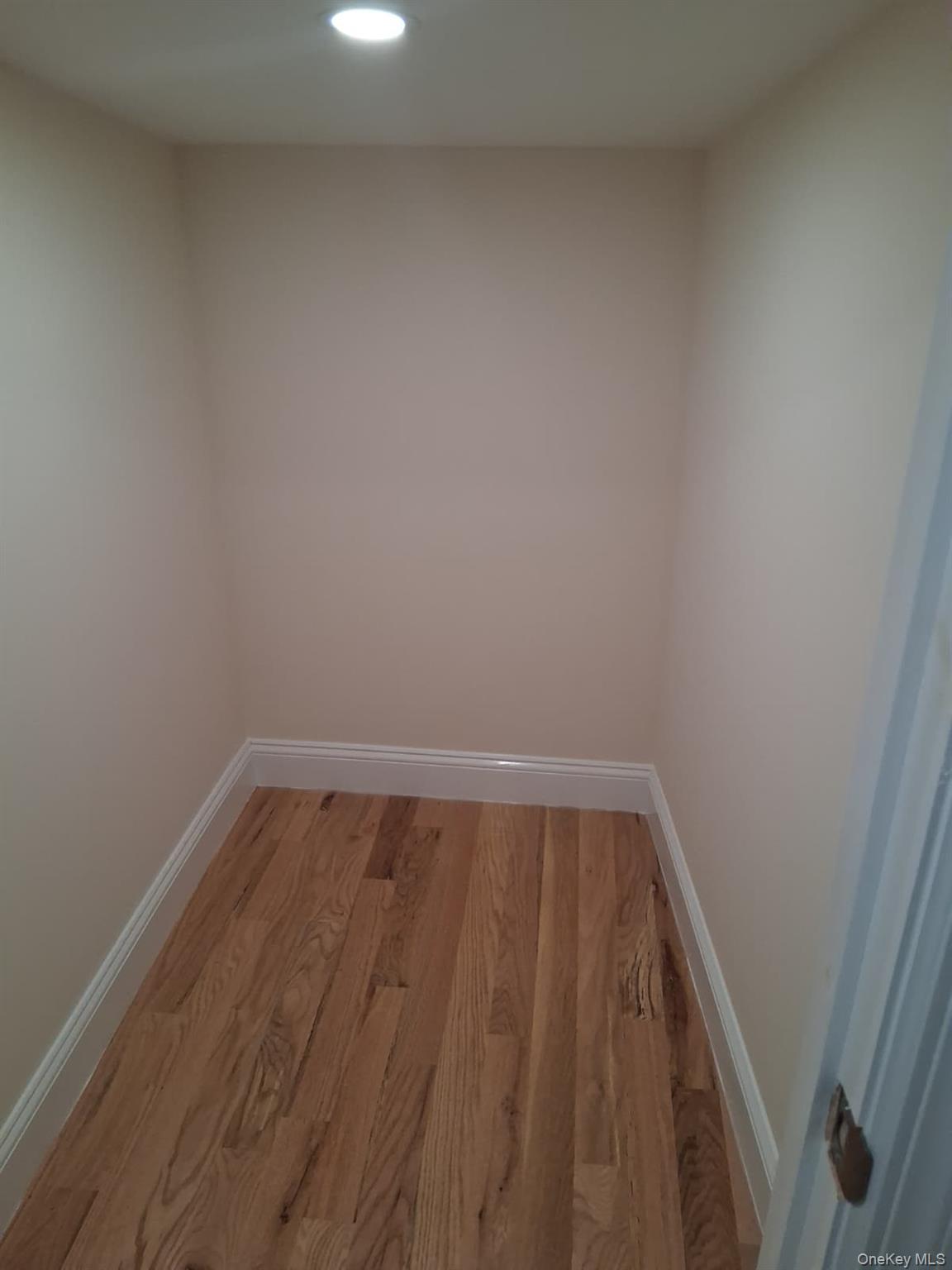 601 E 226th Street, Unit 2 photo 4
