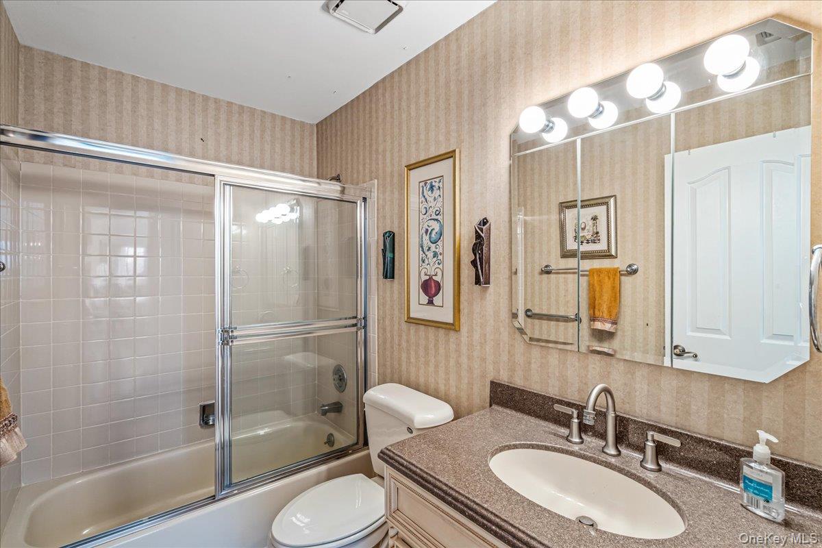 414 Lindsay Lane – For Sale photo 16