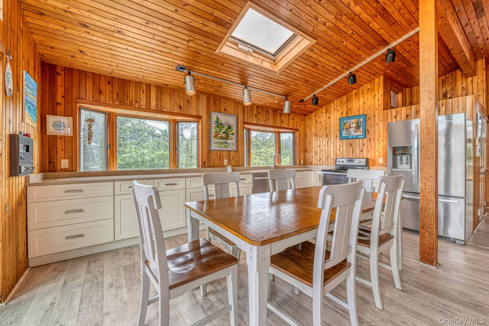 826 Dune Road – For Rent photo 11