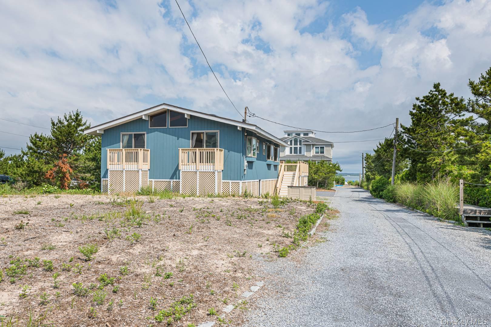 826 Dune Road – For Rent