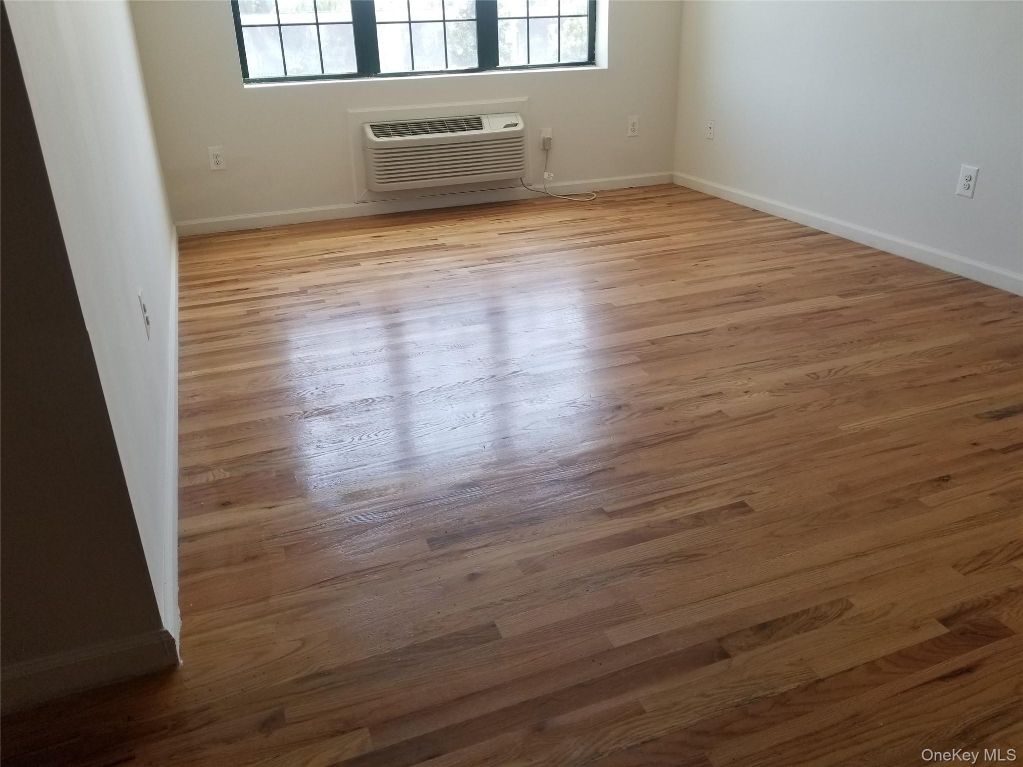 8820 Avenue J – For Sale photo 4