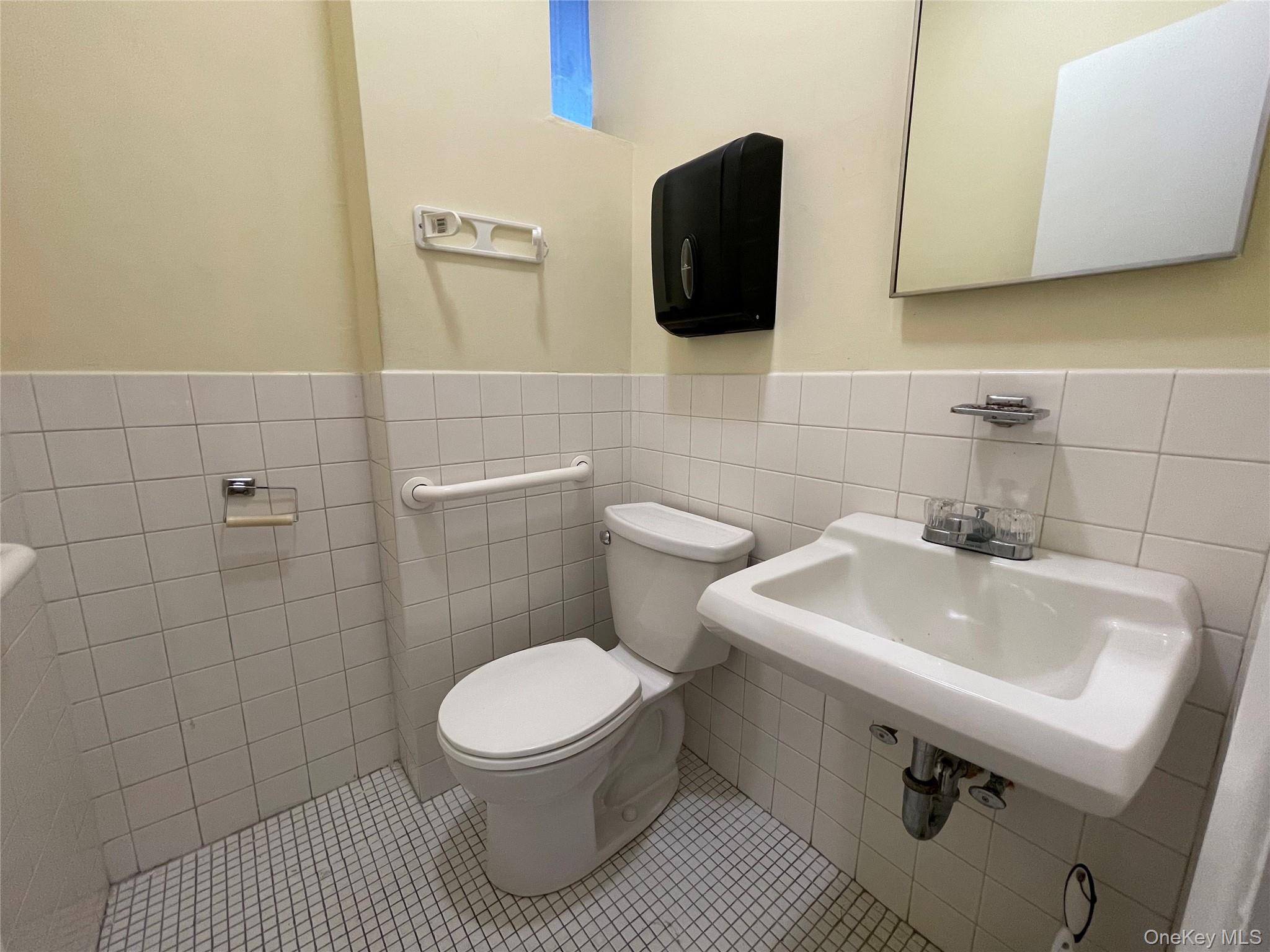388 Westchester Avenue, Unit 1HJ photo 9