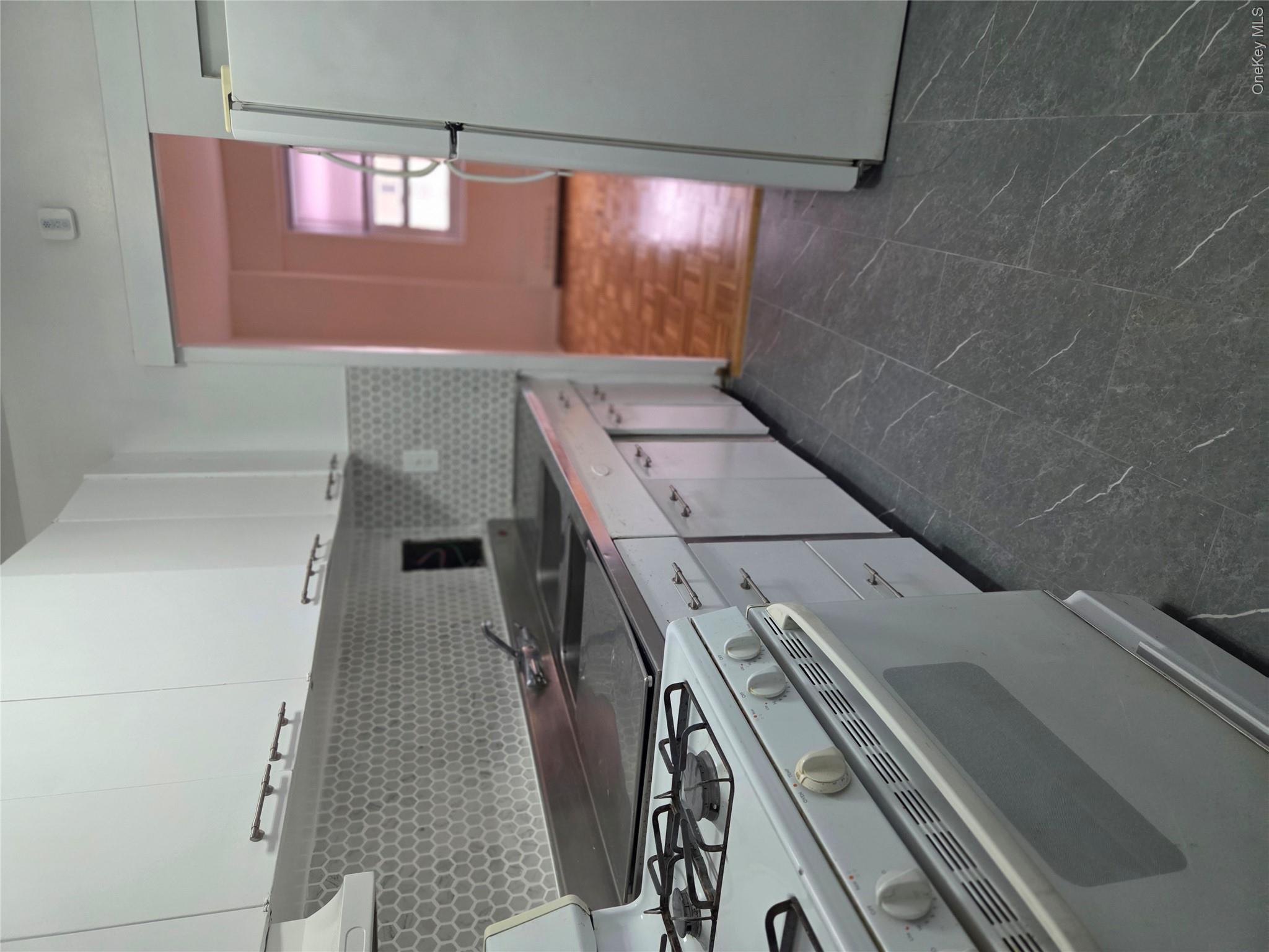 7 N Fordham Hill Oval, Unit 12G photo 7