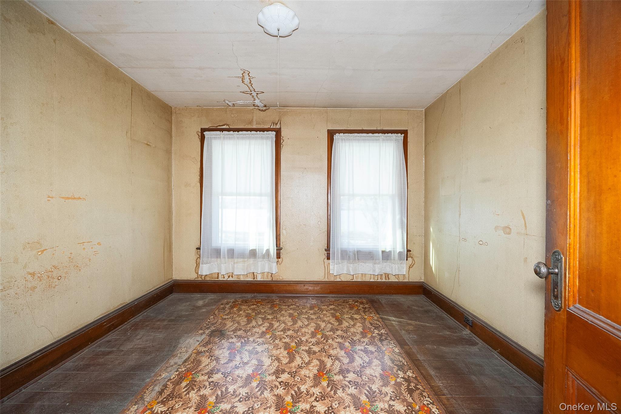 3 Spring Street – For Sale photo 22