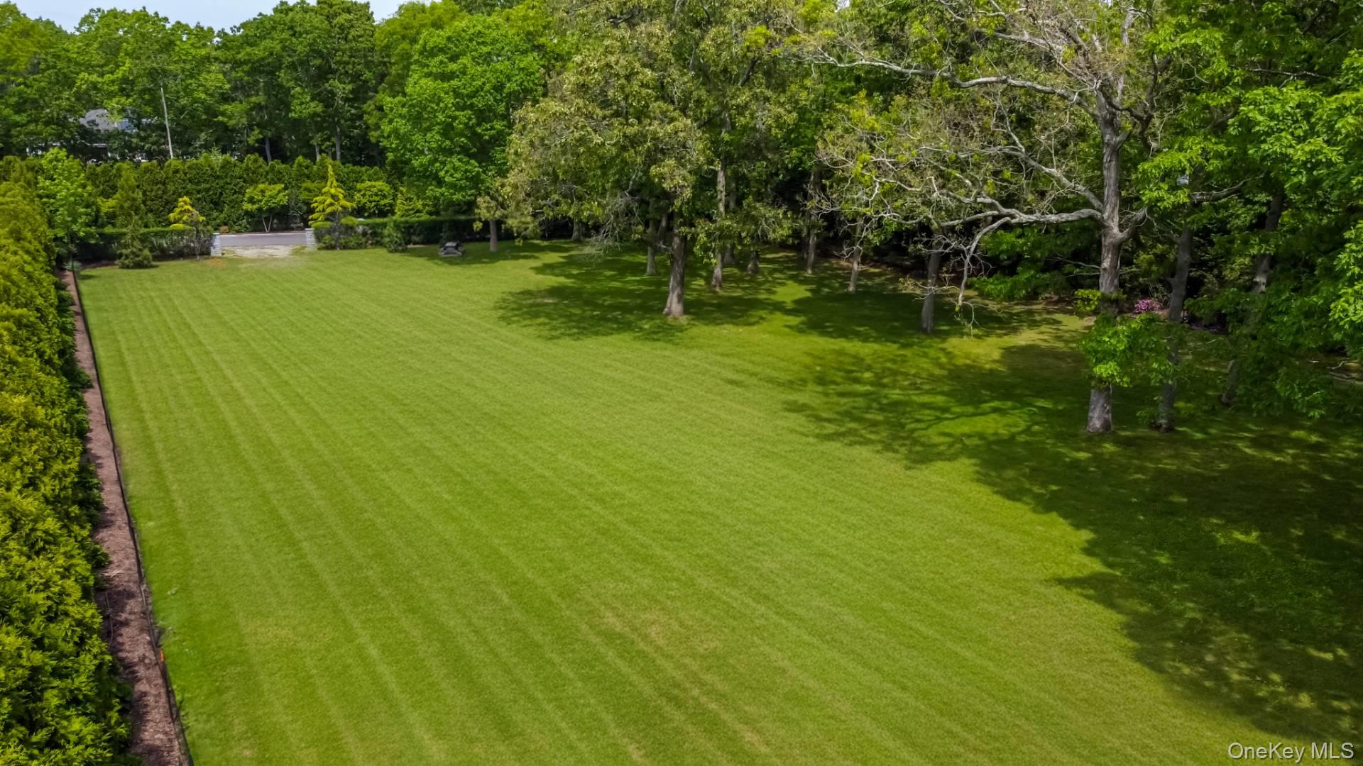 125 Montauk Highway – For Sale