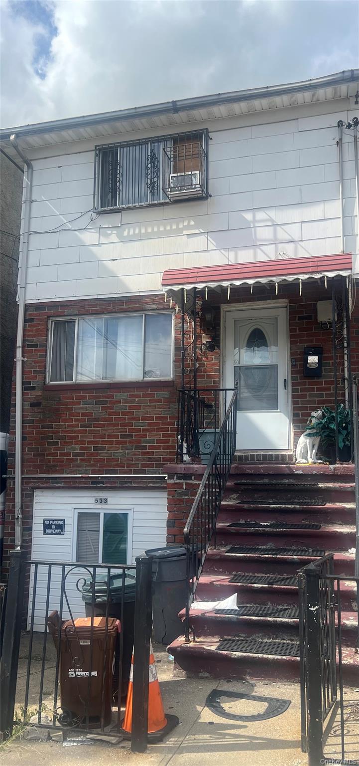 533 Underhill Avenue – For Sale