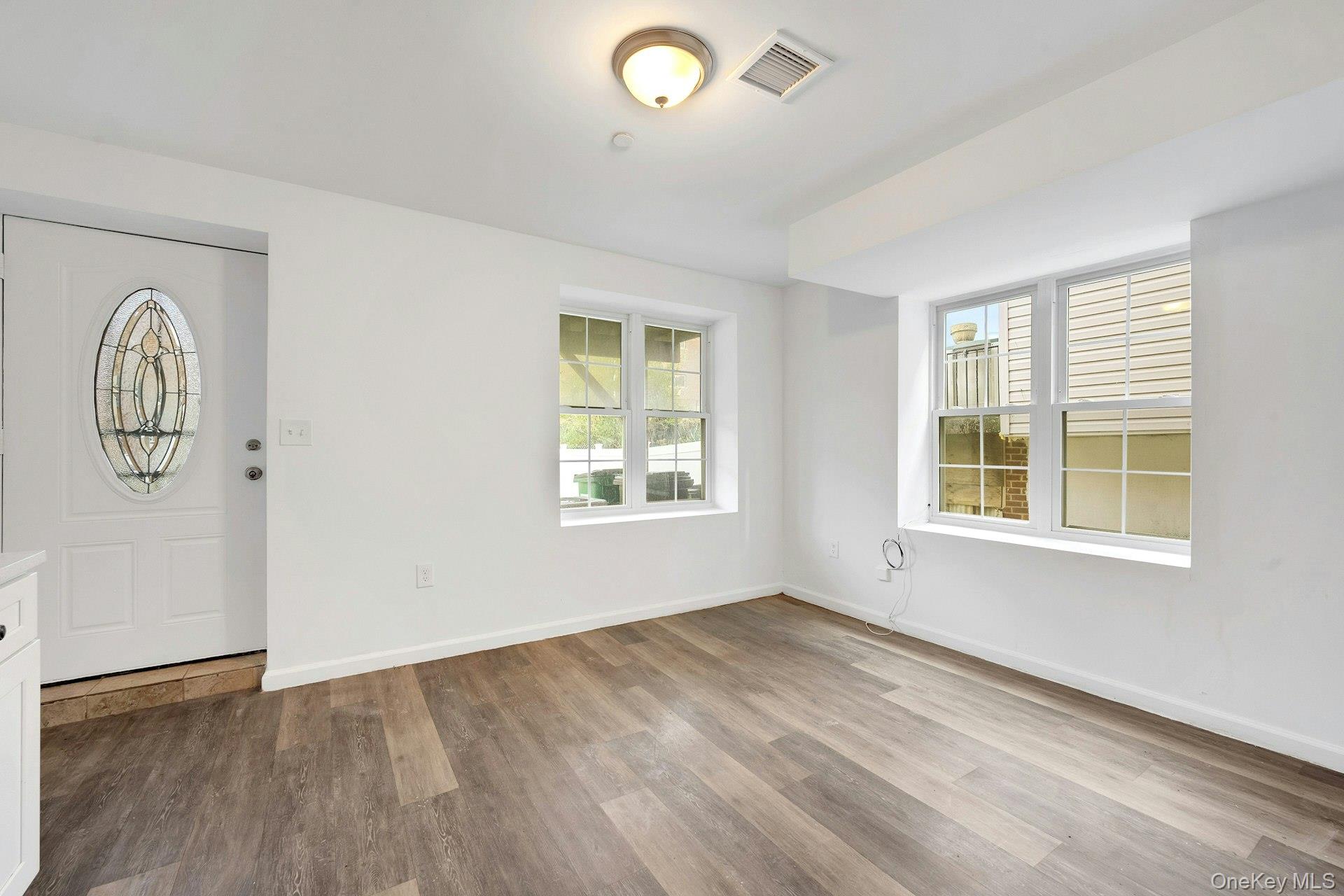 820 Hollywood Avenue – For Sale photo 33