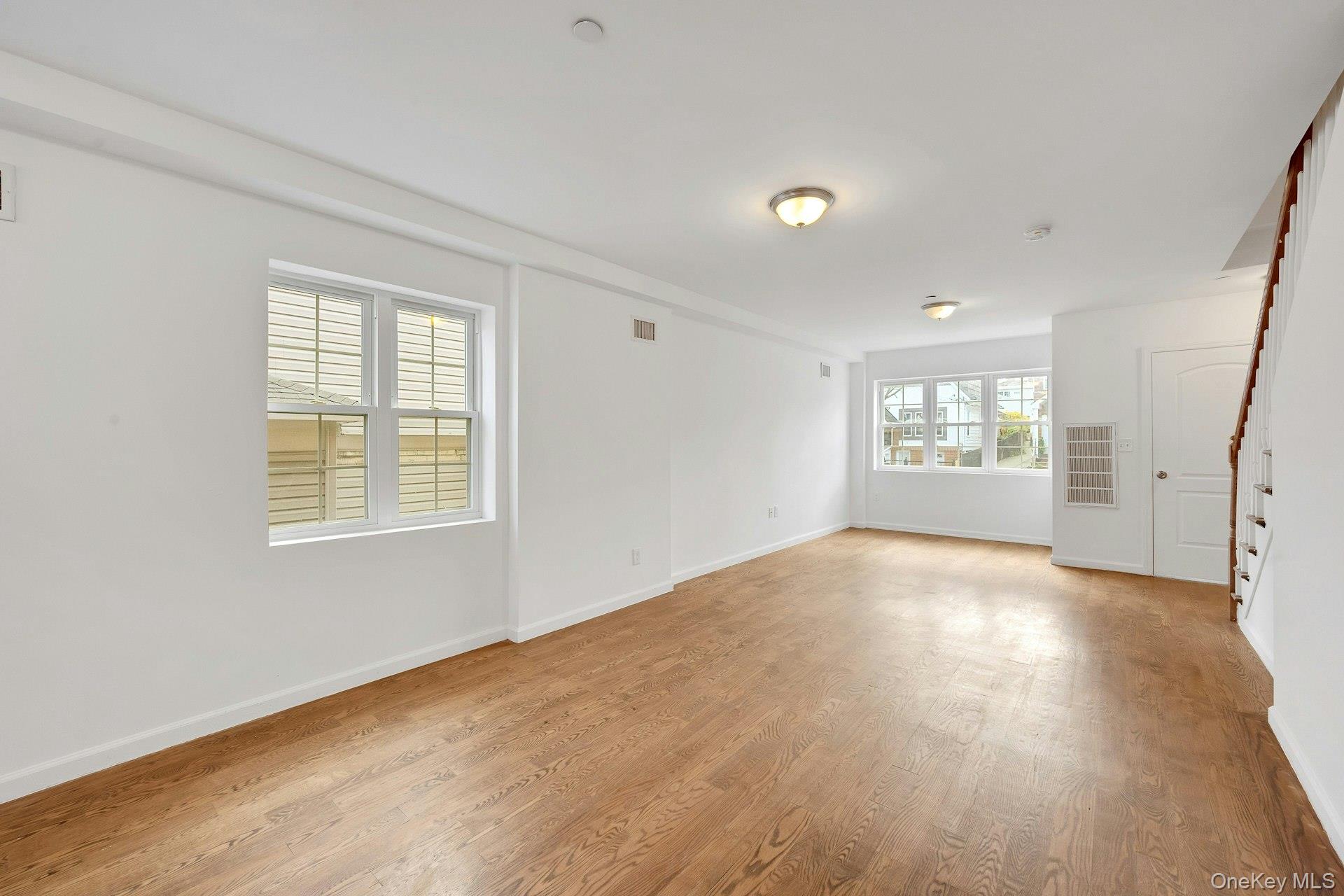 820 Hollywood Avenue – For Sale photo 9