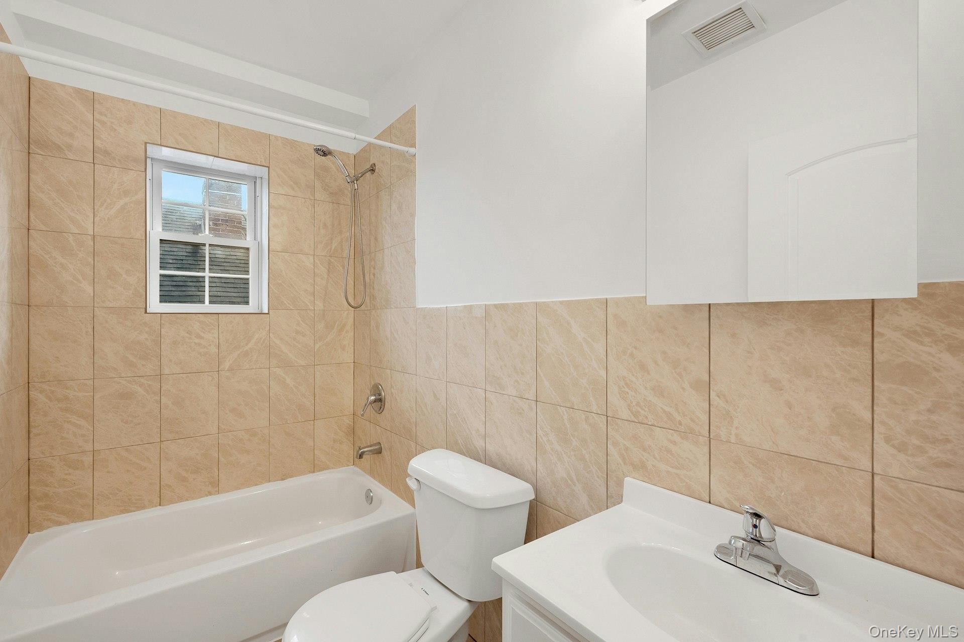 820 Hollywood Avenue – For Sale photo 24