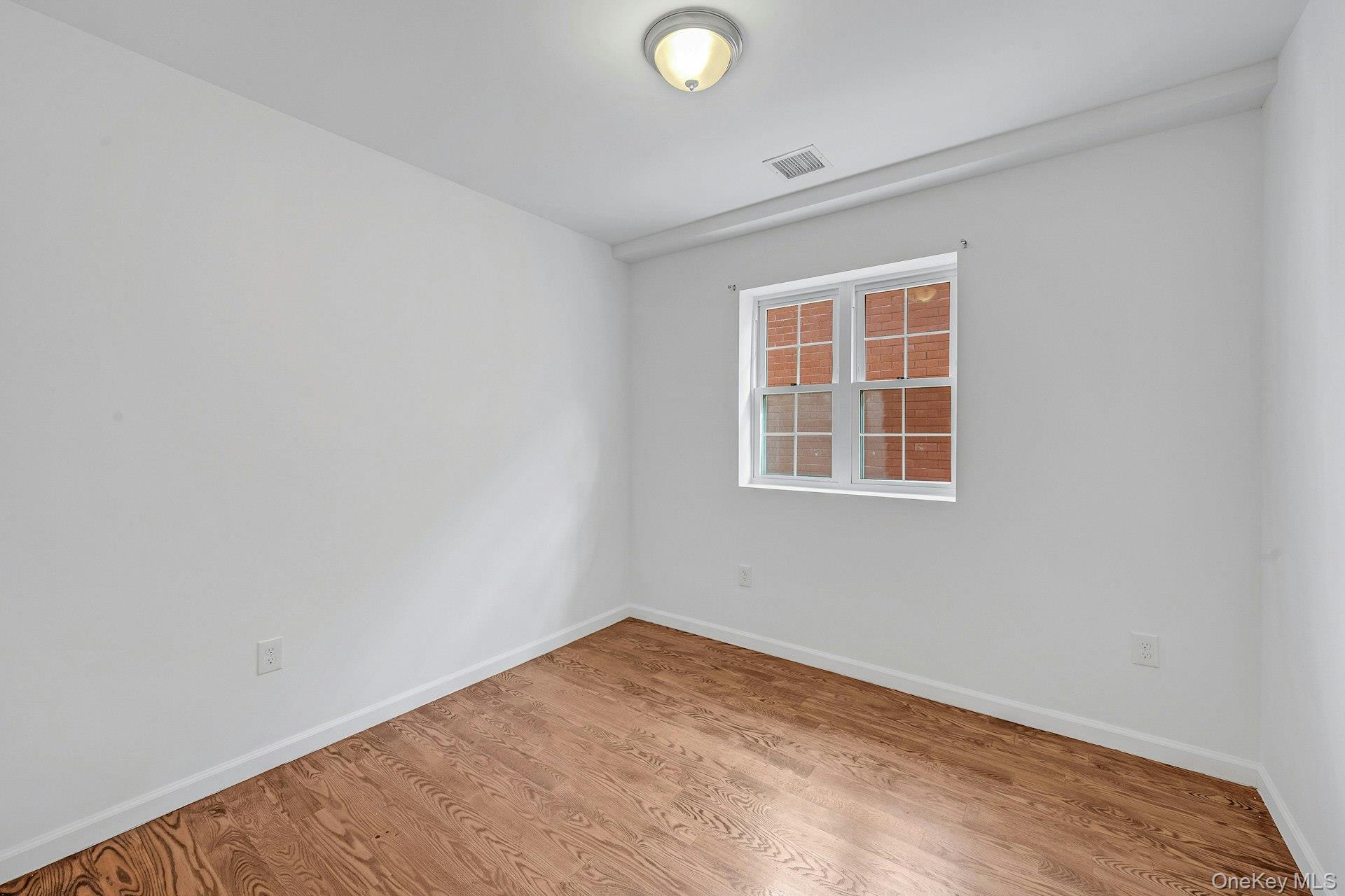 822 Hollywood Avenue – For Sale photo 31