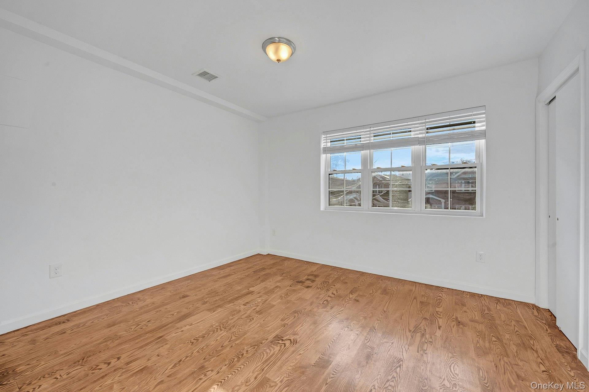 822 Hollywood Avenue – For Sale photo 28