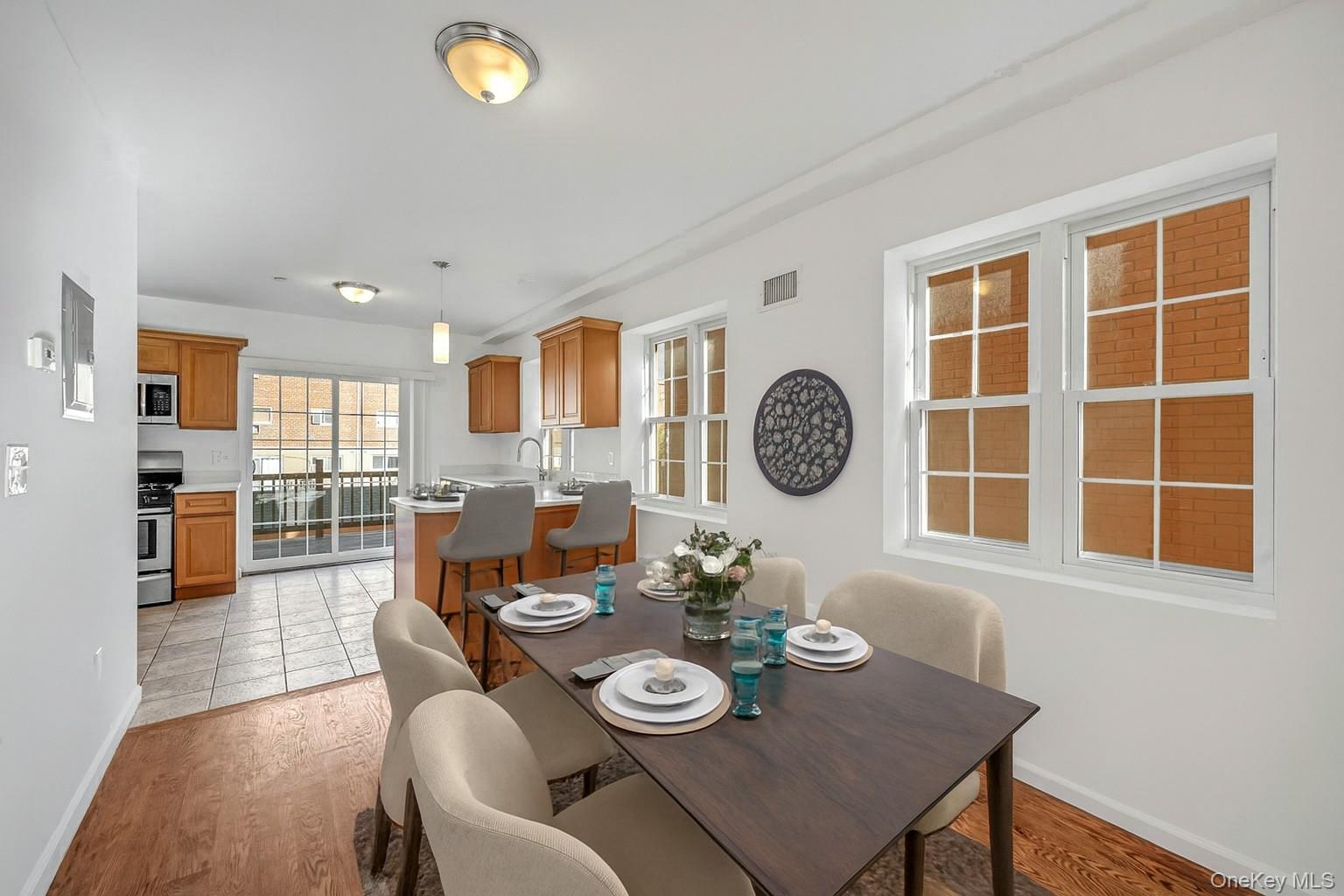 822 Hollywood Avenue – For Sale photo 17