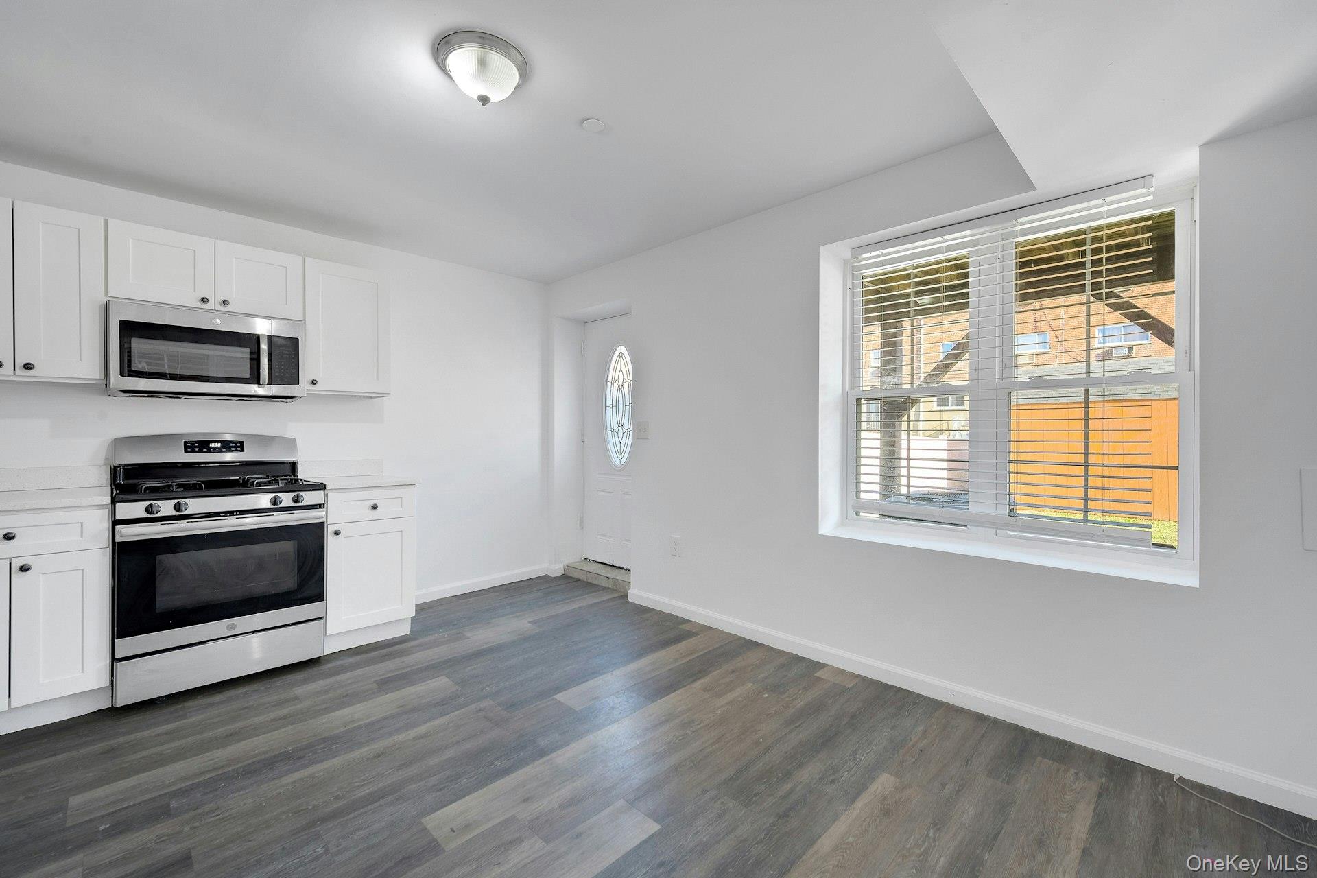 822 Hollywood Avenue – For Sale photo 9