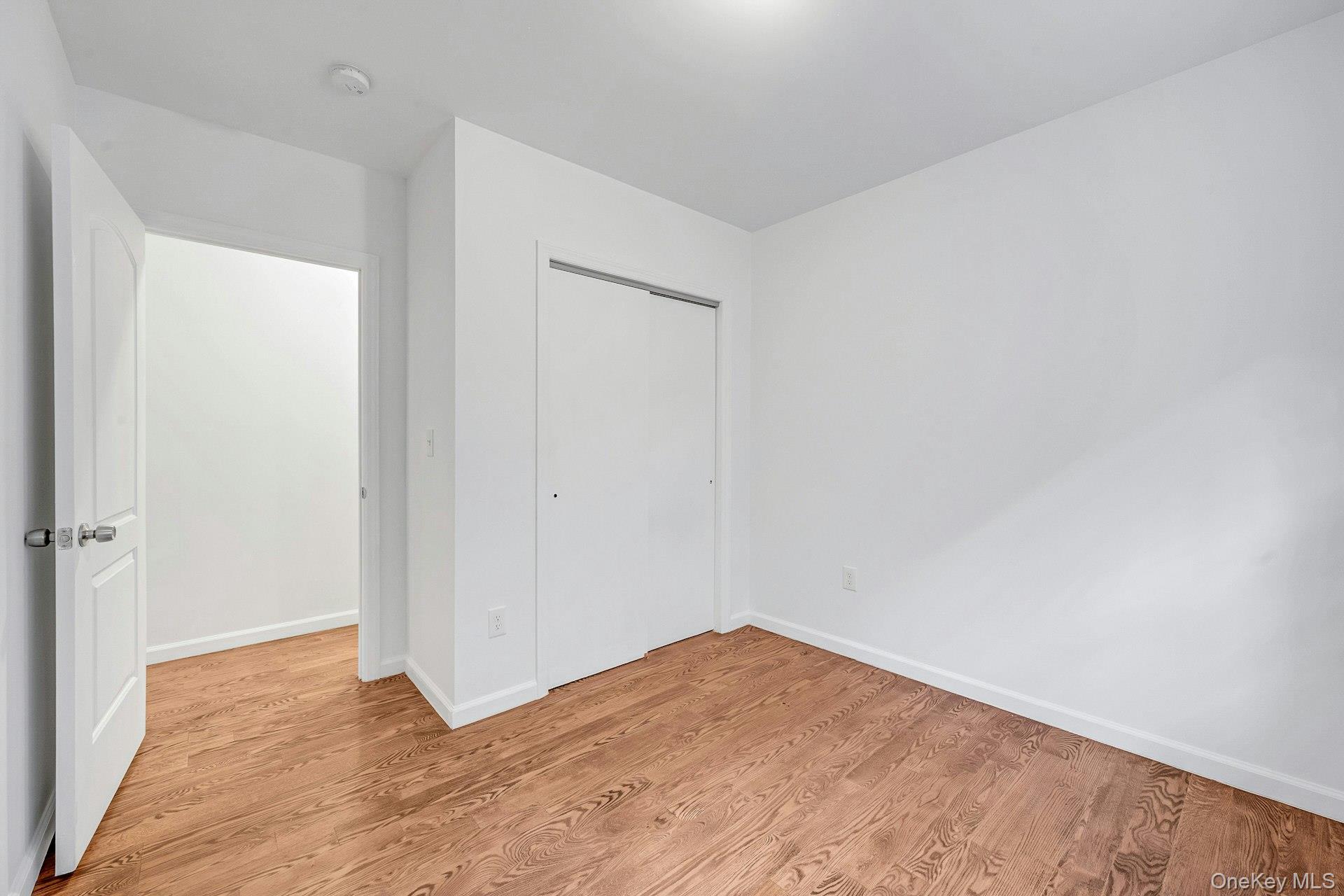 822 Hollywood Avenue – For Sale photo 33