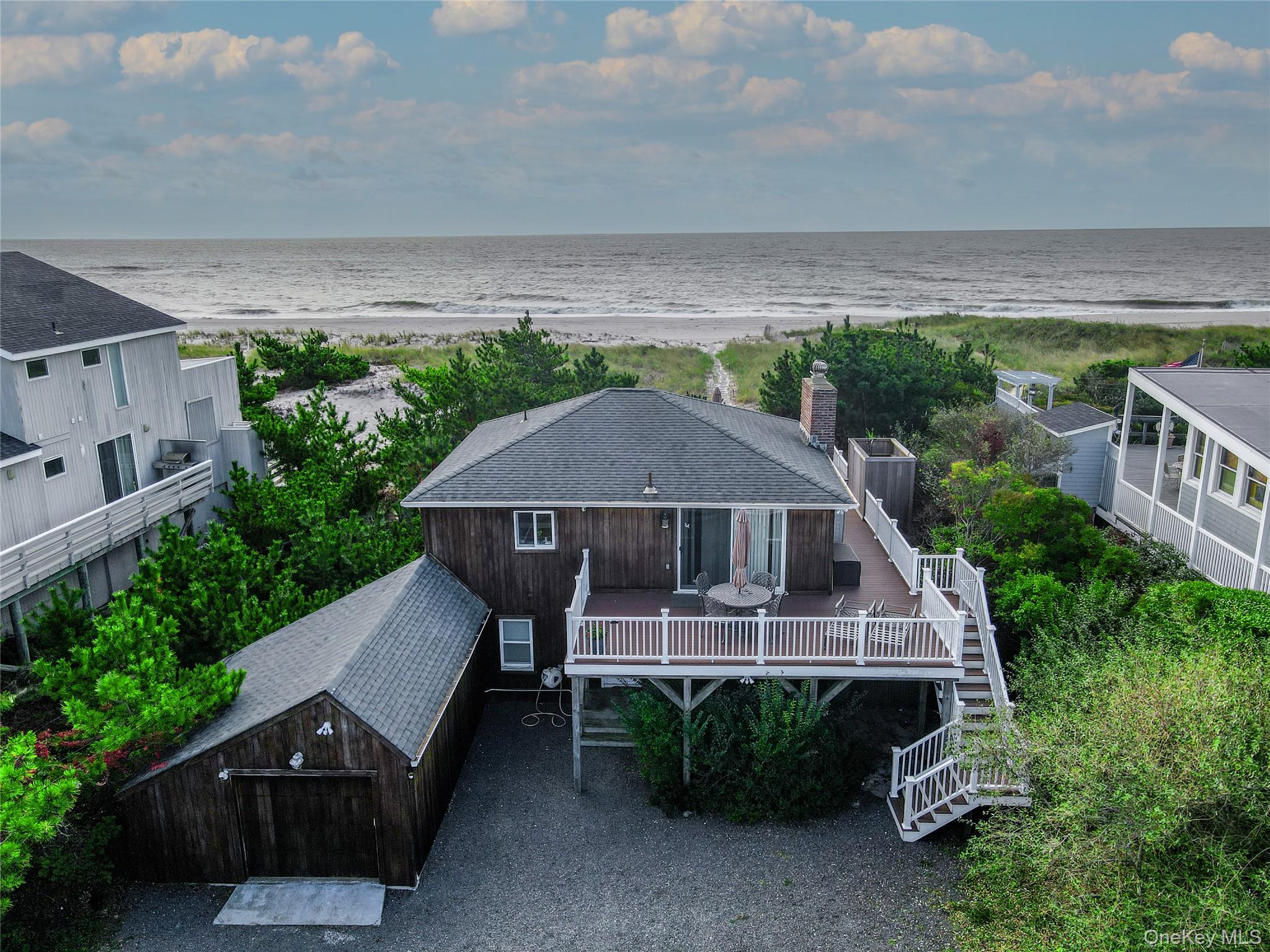 645 Dune Road – For Sale photo 17