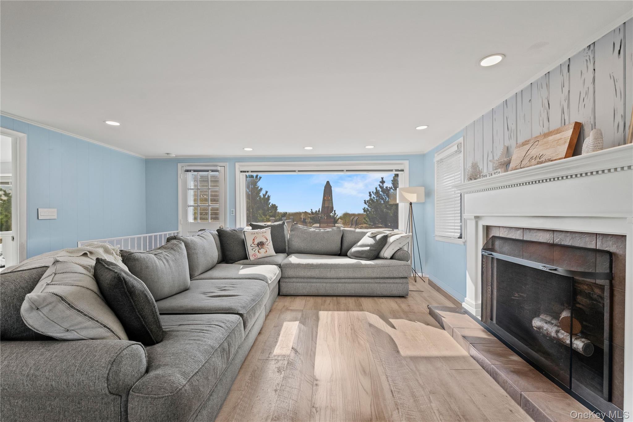 645 Dune Road – For Sale photo 18