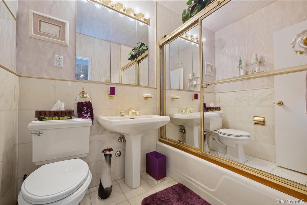 27010 Grand Central Parkway, Unit 21M photo 9