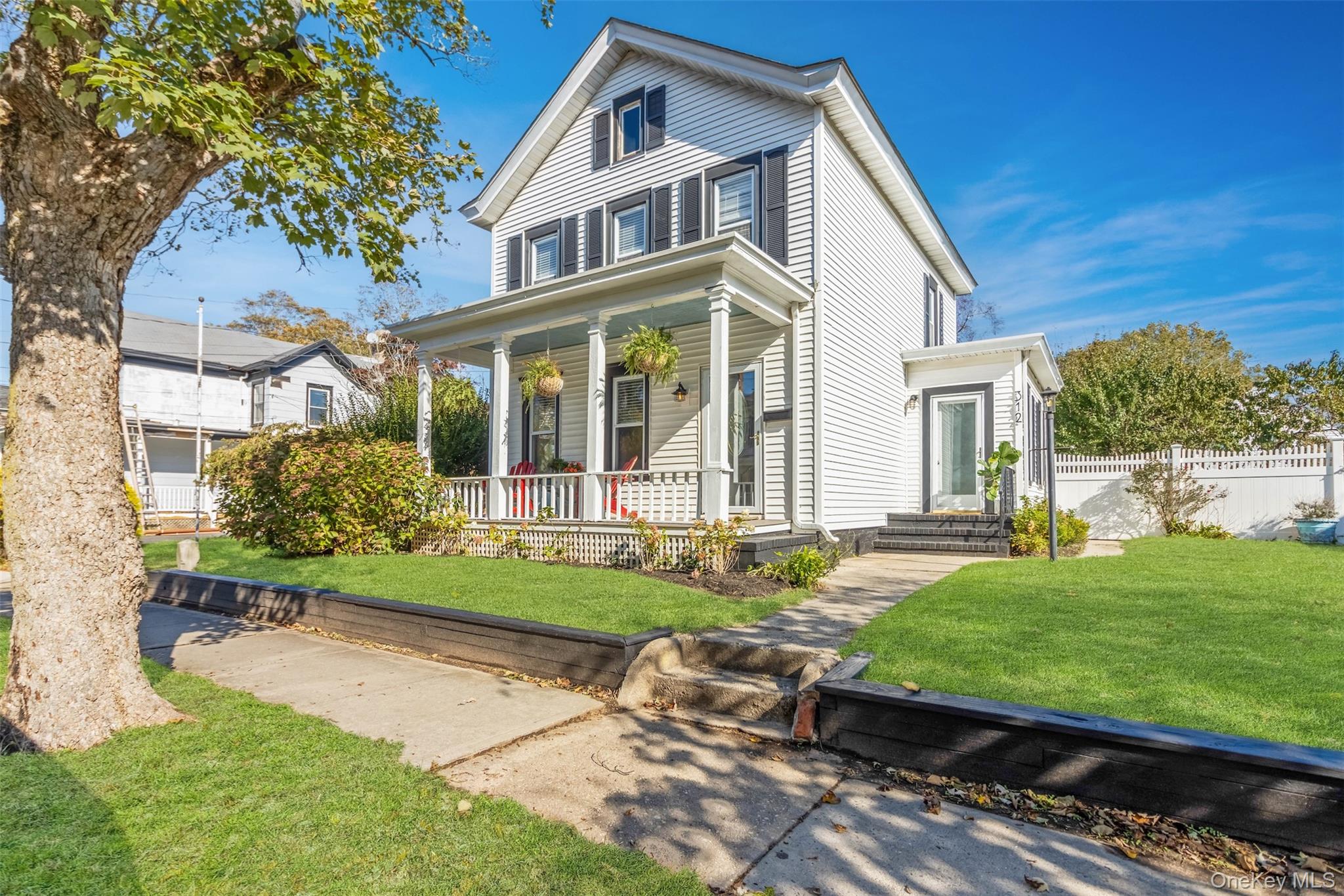 312 5th Avenue – For Rent photo 3