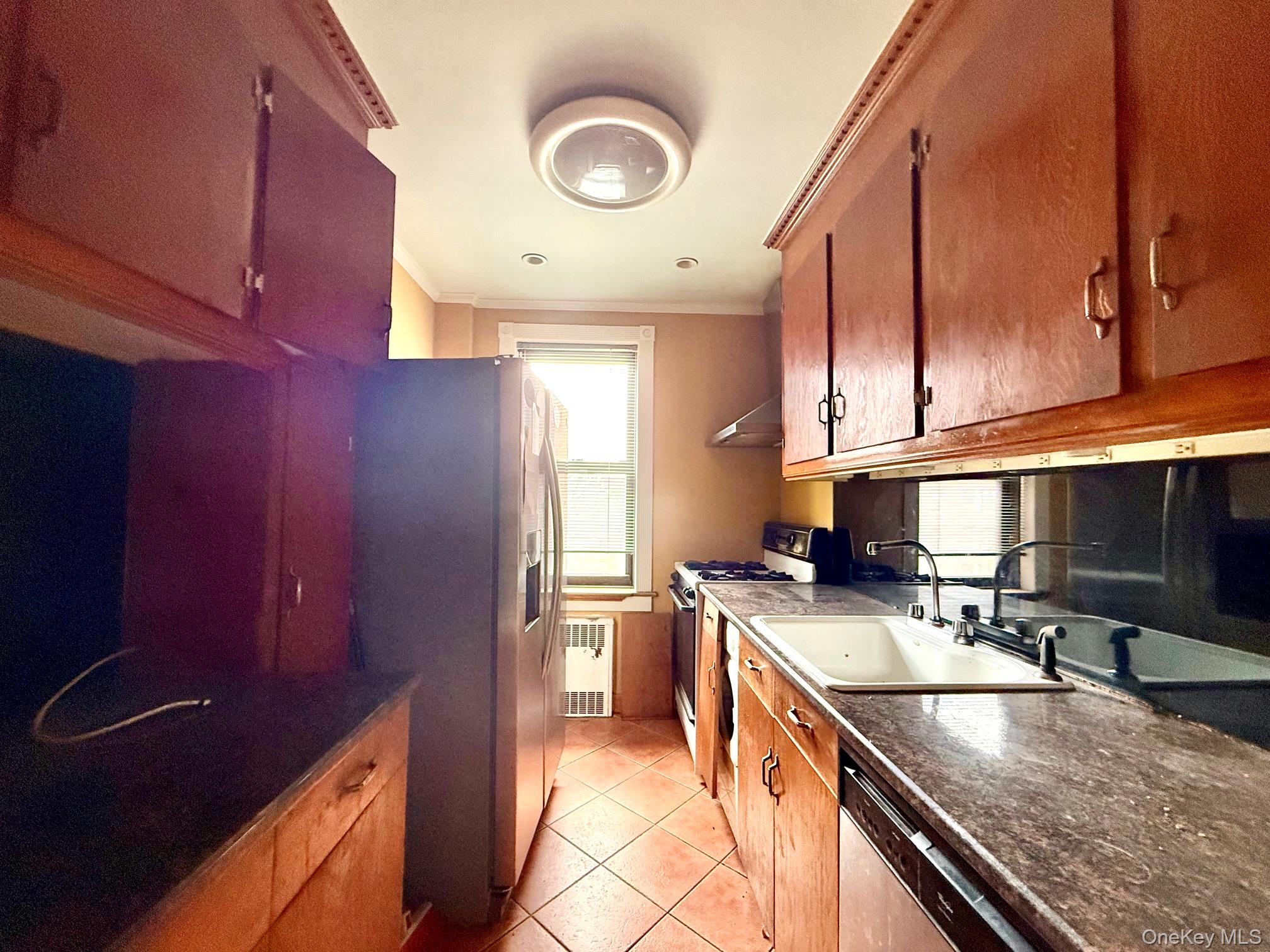 112-50 Northern Boulevard, Unit 3B photo 9