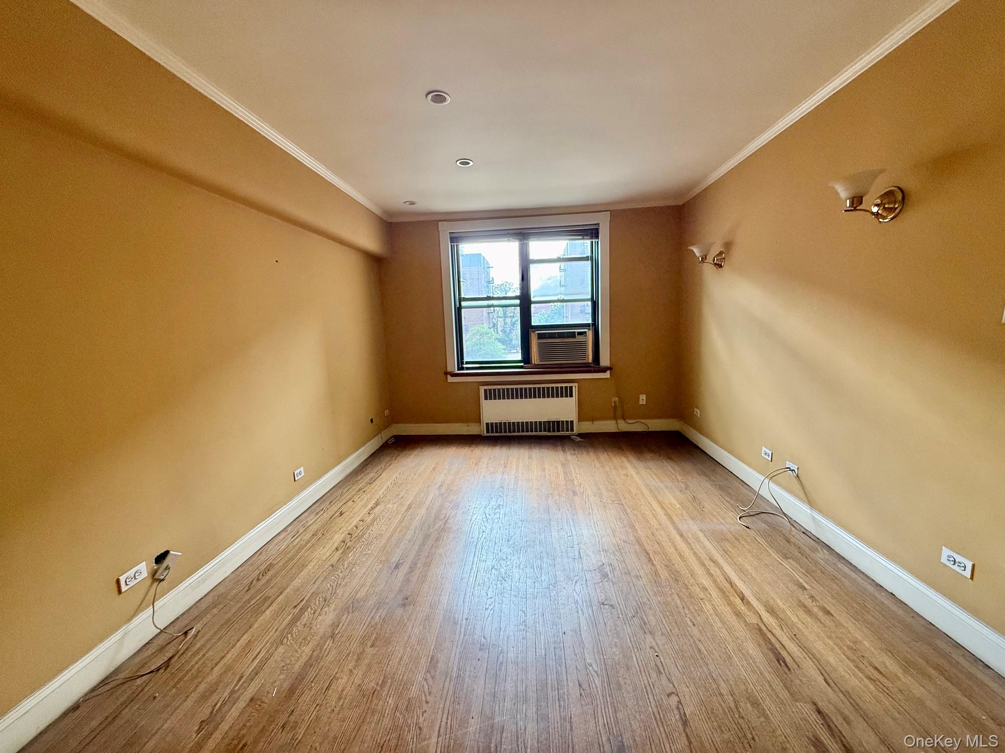 112-50 Northern Boulevard, Unit 3B photo 4