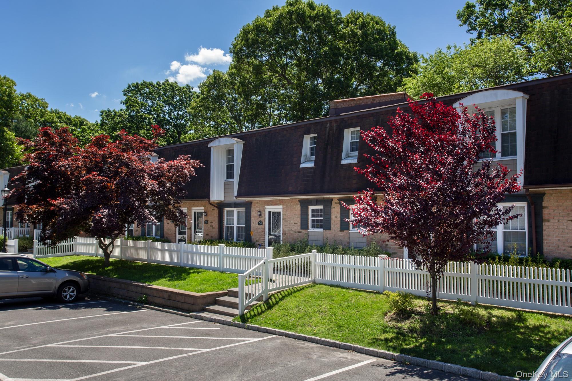 100 Villa D’est Drive, Unit D- 16