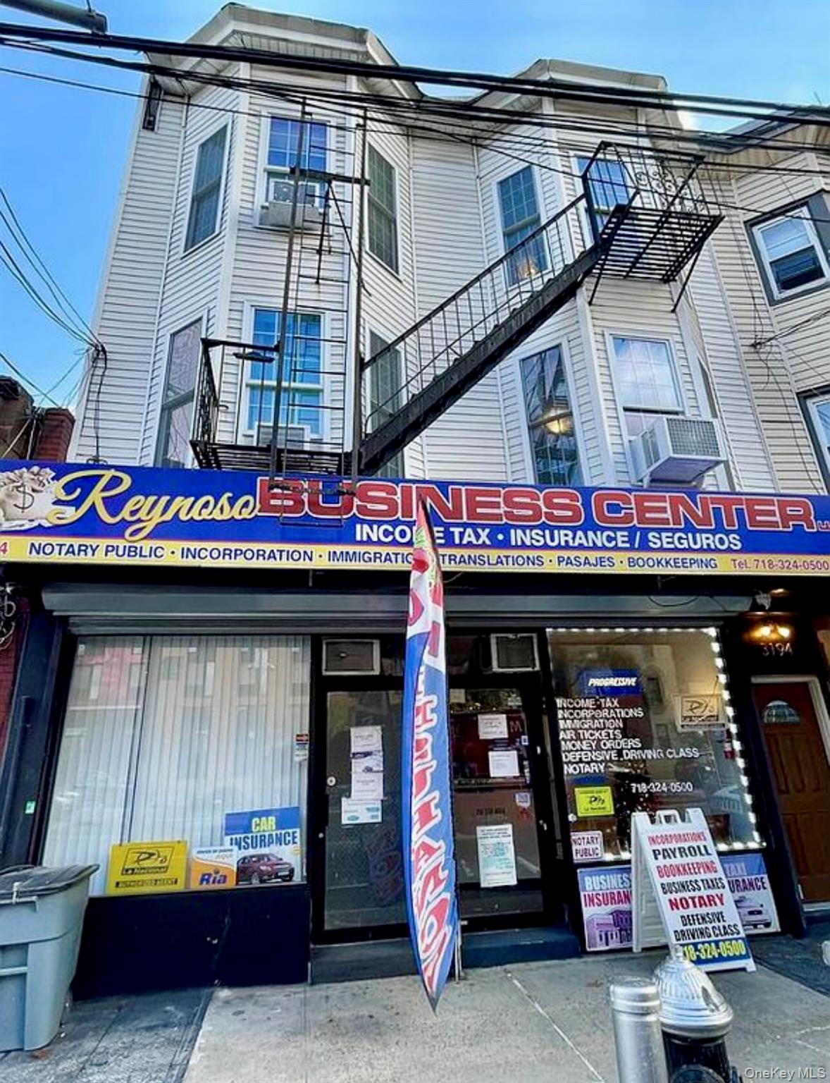 3194 Webster Avenue – For Sale