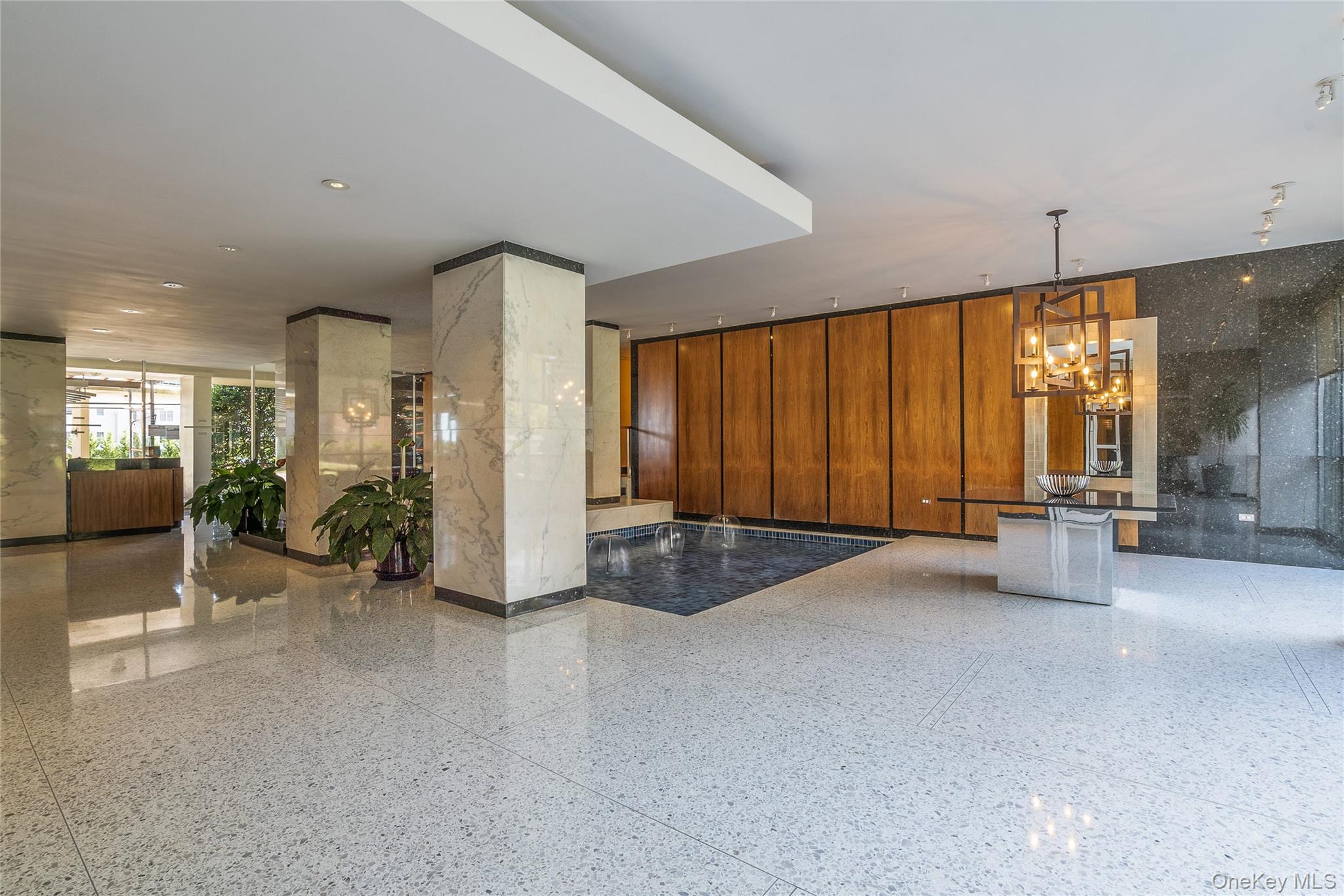 166-25 Powells Cove Boulevard, Unit 19G photo 21