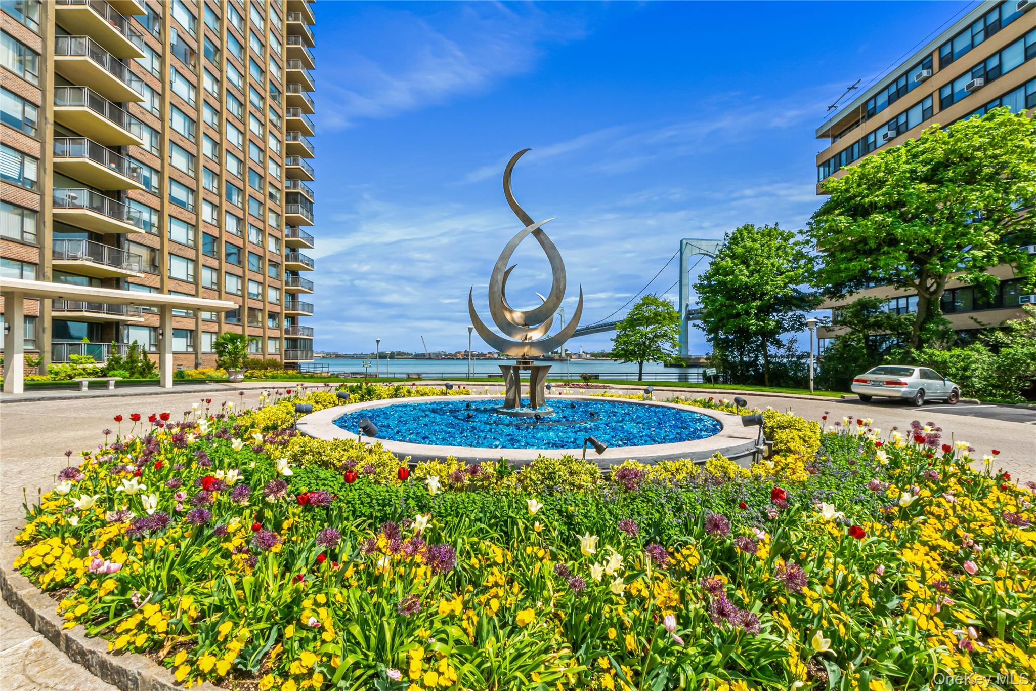 166-25 Powells Cove Boulevard, Unit 19G