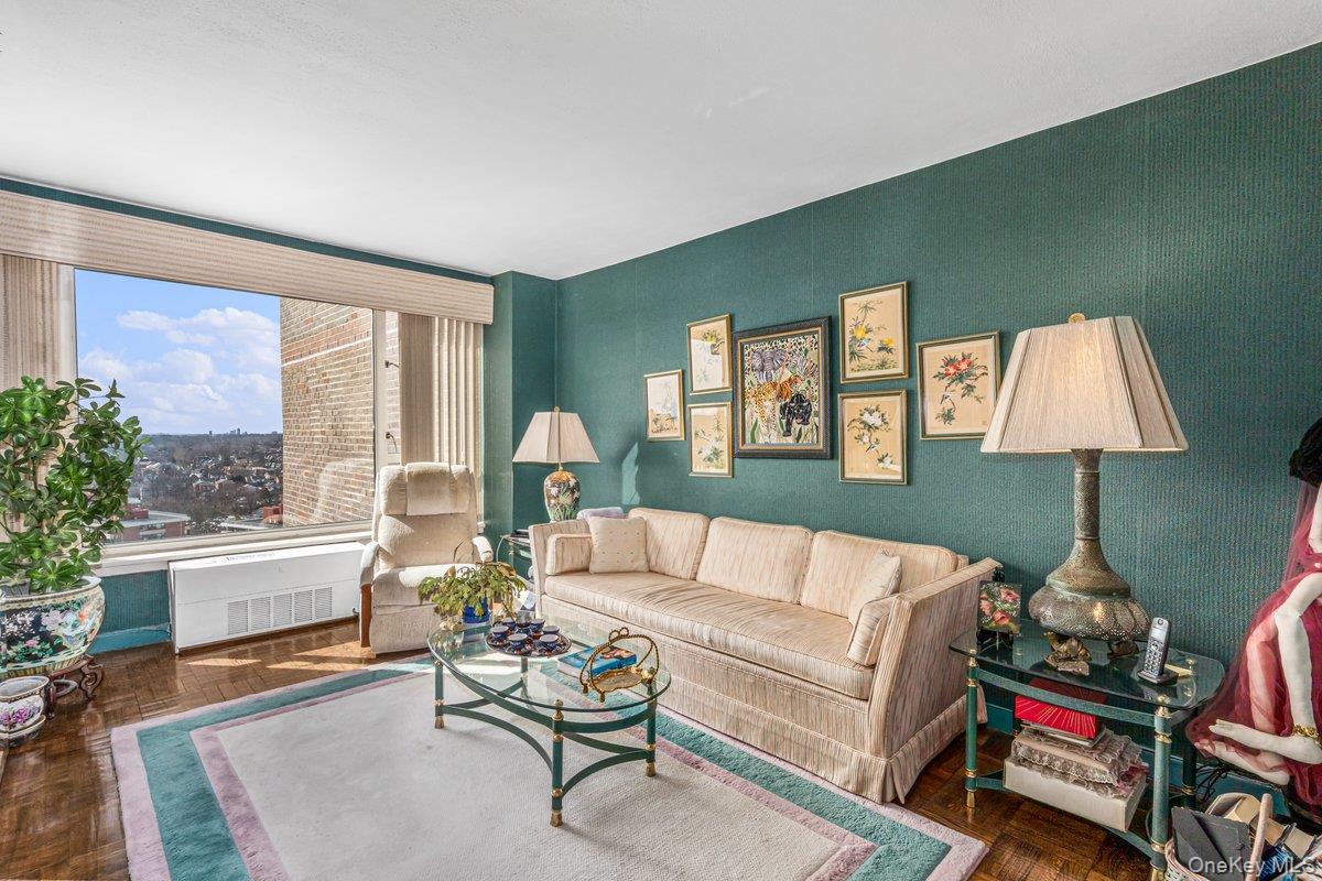 166-25 Powells Cove Boulevard, Unit 19G photo 18