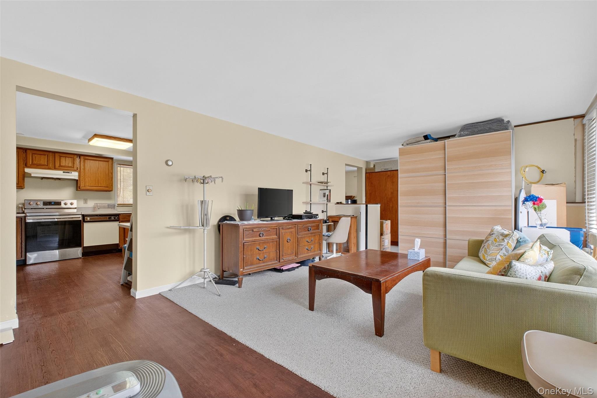 2 Renee Gate Street – For Sale photo 27