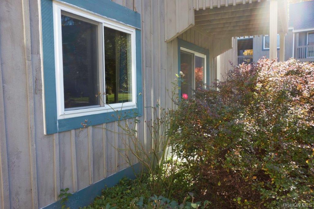 76 Sterling, Unit 76 photo 3