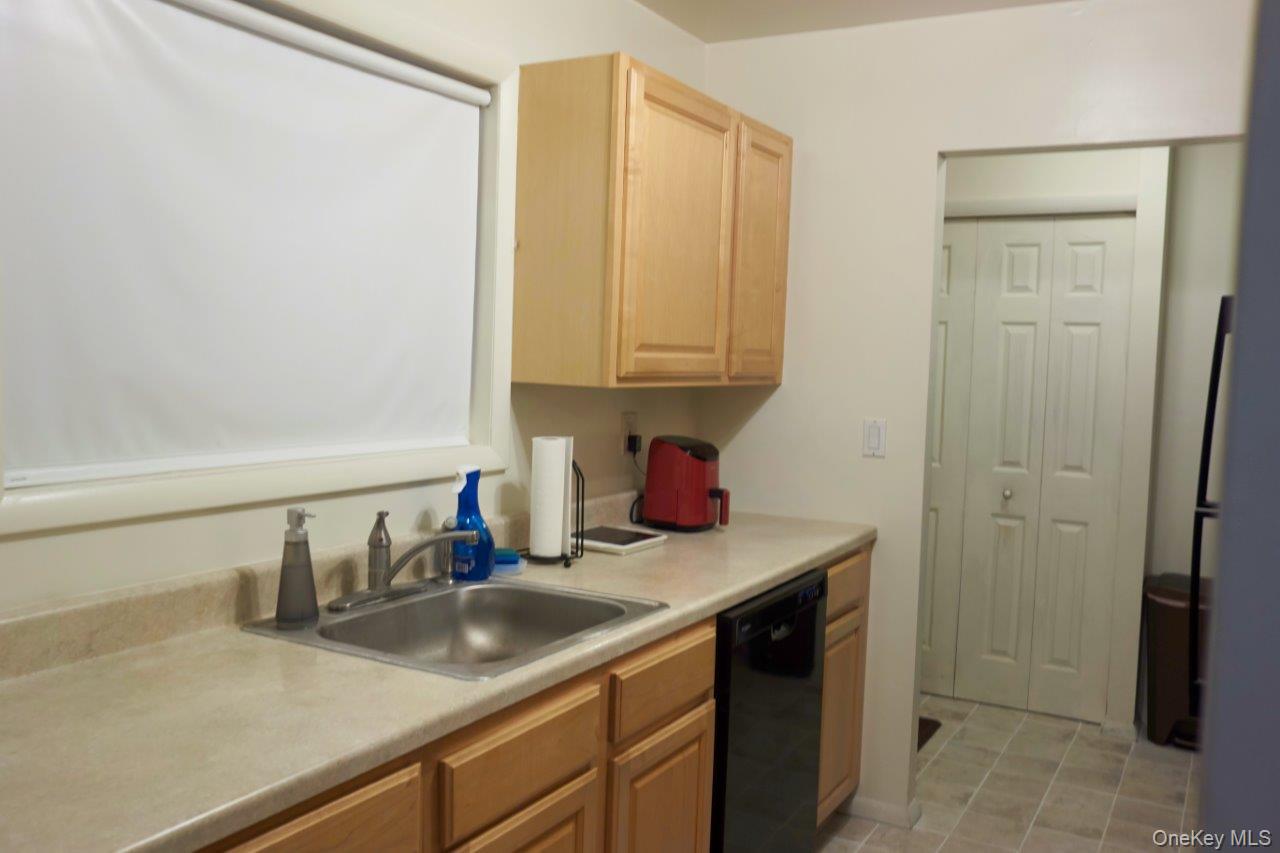 76 Sterling, Unit 76 photo 6