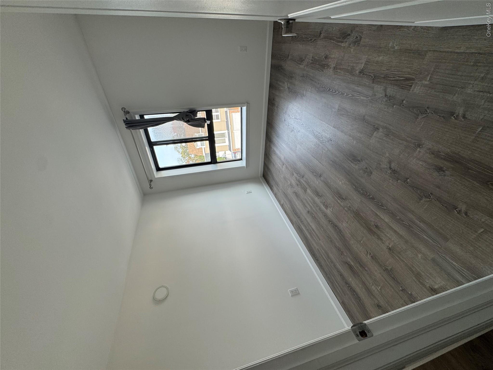 214-10 15 Avenue, Unit 3D & Parki photo 11