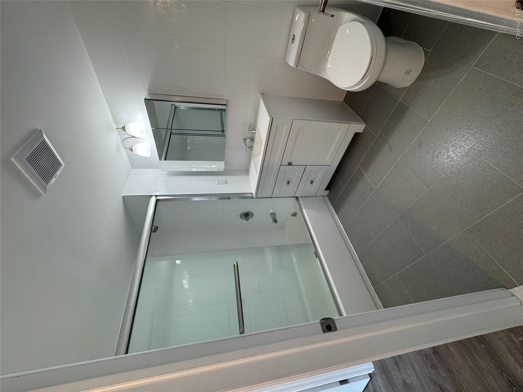 214-10 15 Avenue, Unit 3D & Parki photo 17