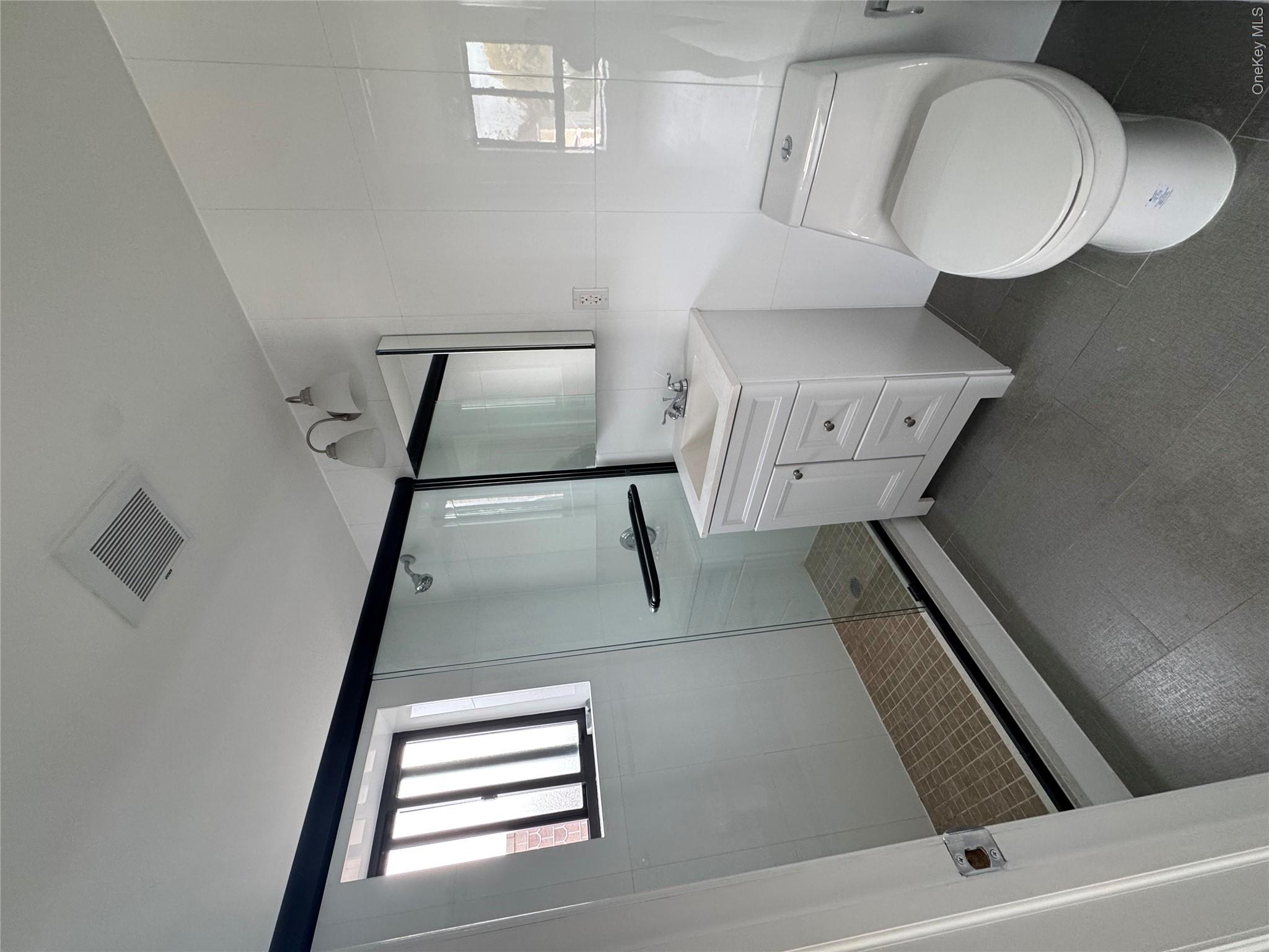 214-10 15 Avenue, Unit 3D & Parki photo 14