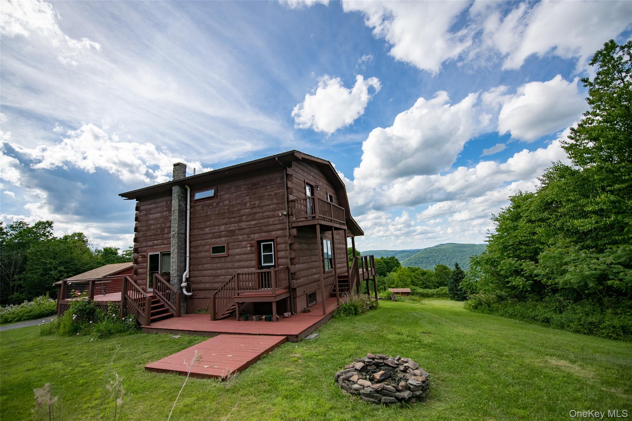 670 Marys Way – For Sale photo 14