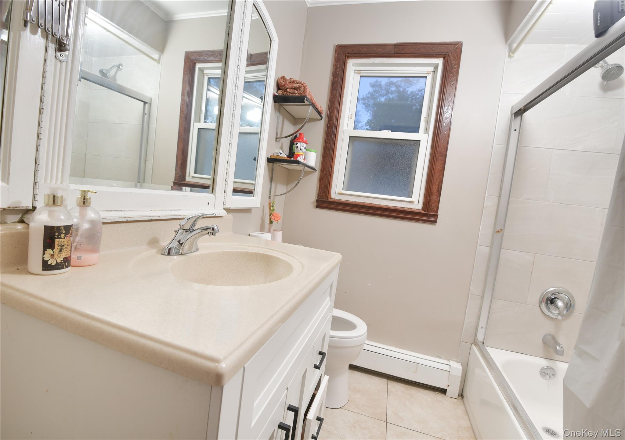 76 E Hollywood Avenue – For Sale photo 9