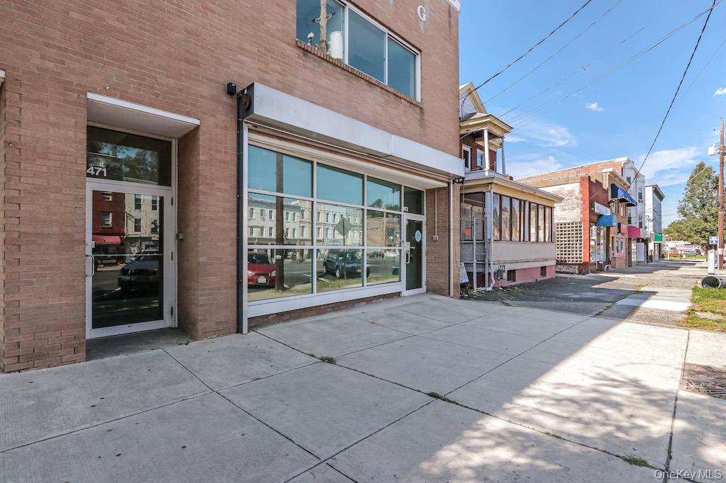 471 Broadway – For Sale photo 3