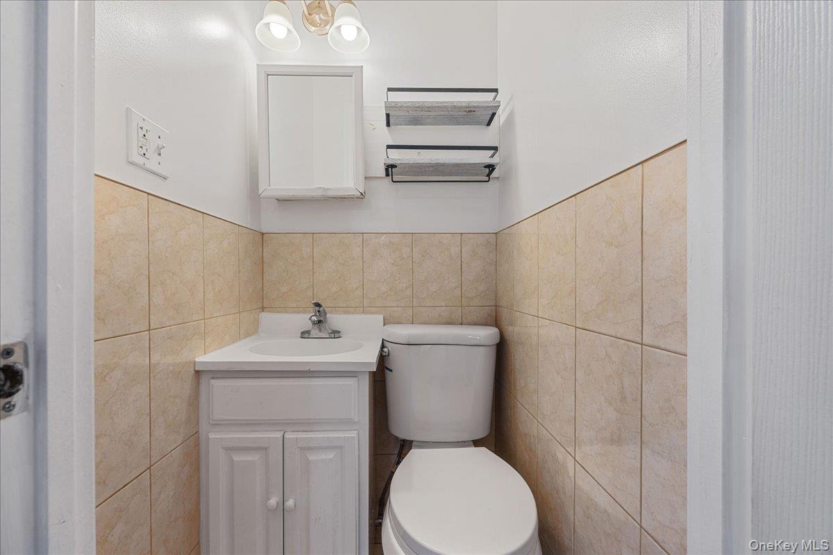 1787 Randall Avenue – For Sale photo 6